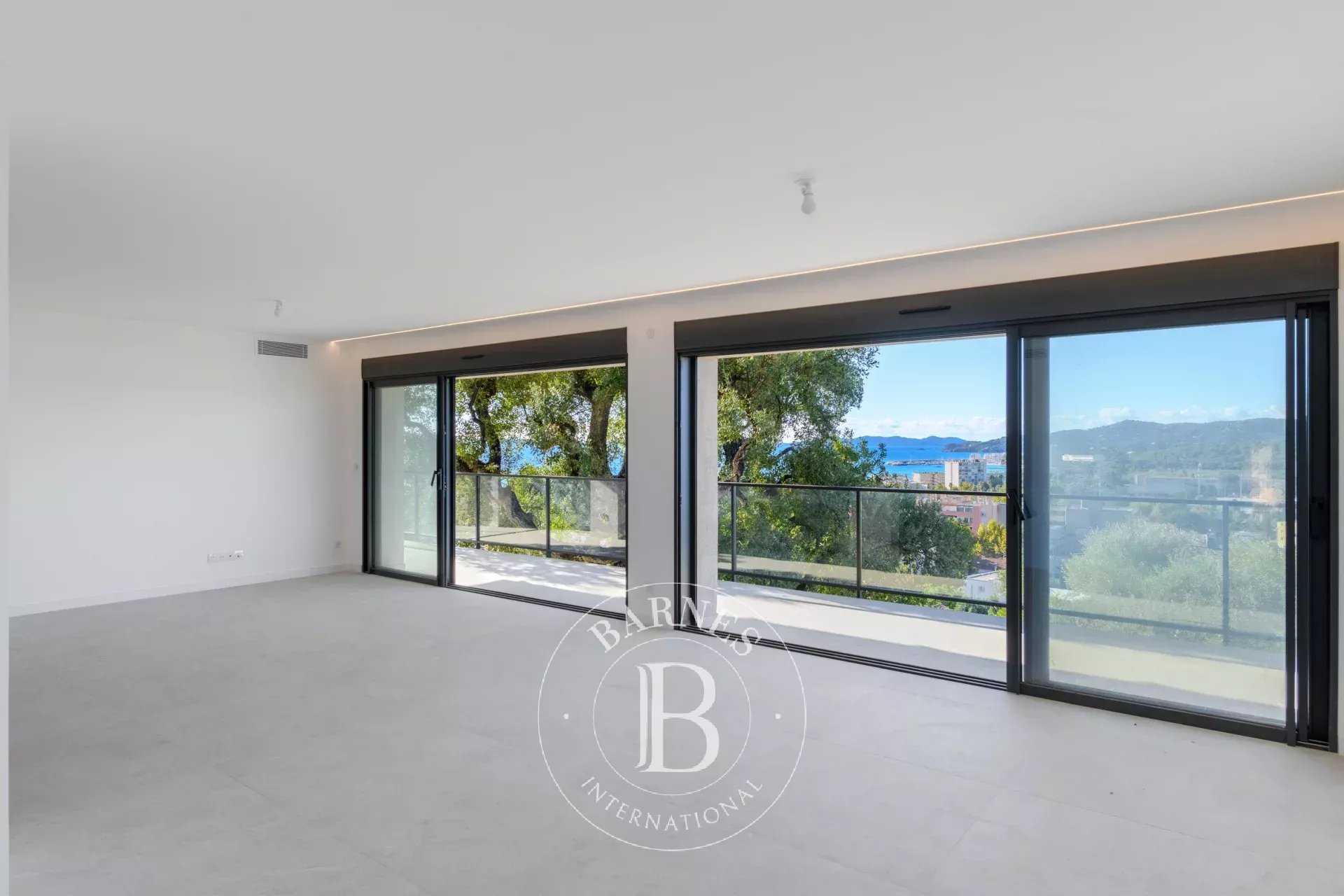 Le Lavandou  - Apartment 3 Bedrooms