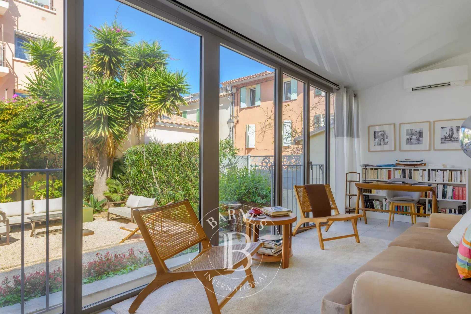 Sanary-sur-Mer  - Appartement 4 Pièces 2 Chambres