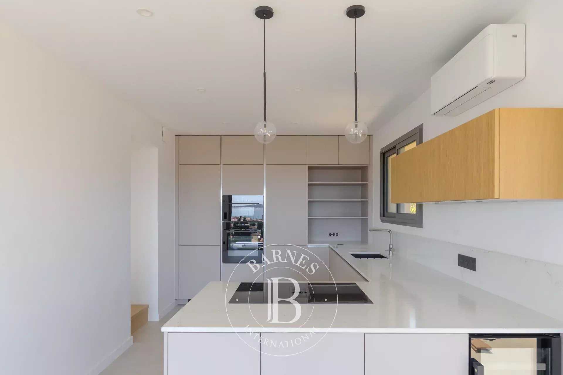 Sanary-sur-Mer  - Apartment 3 Bedrooms