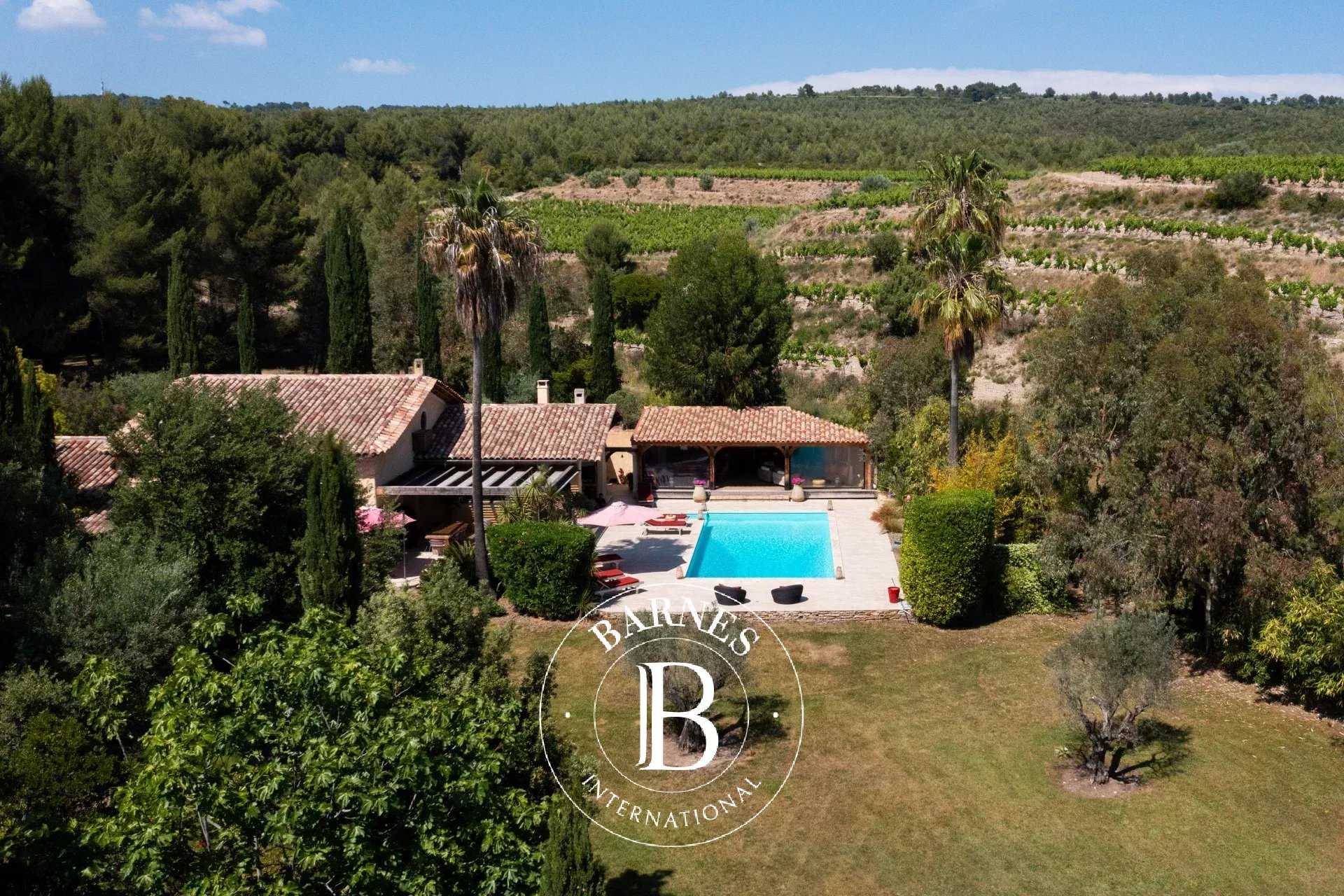 Le Castellet  - Villa 8 Pi&egrave;ces 5 Chambres
