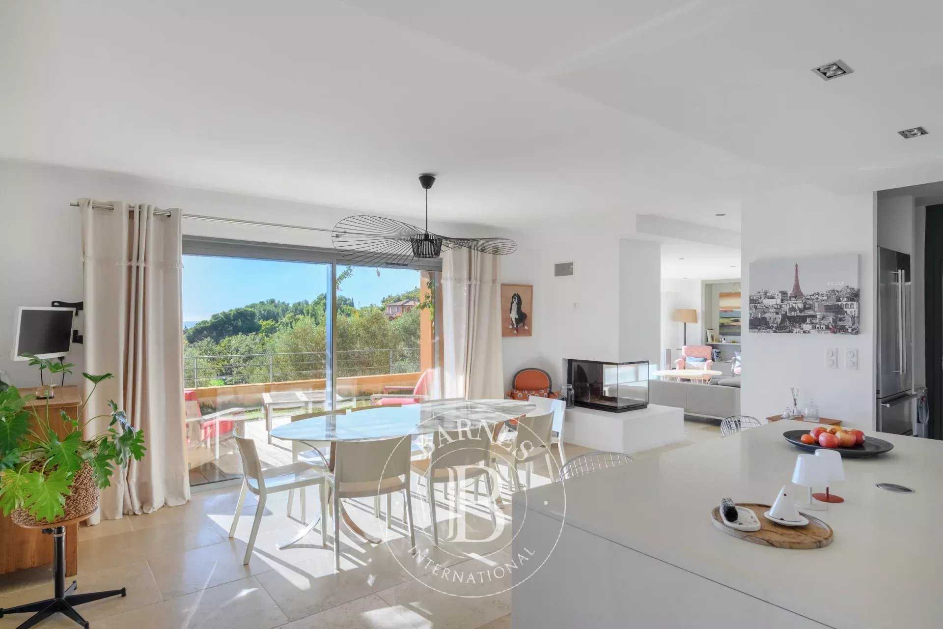 Ollioules  - Villa 4 Bedrooms