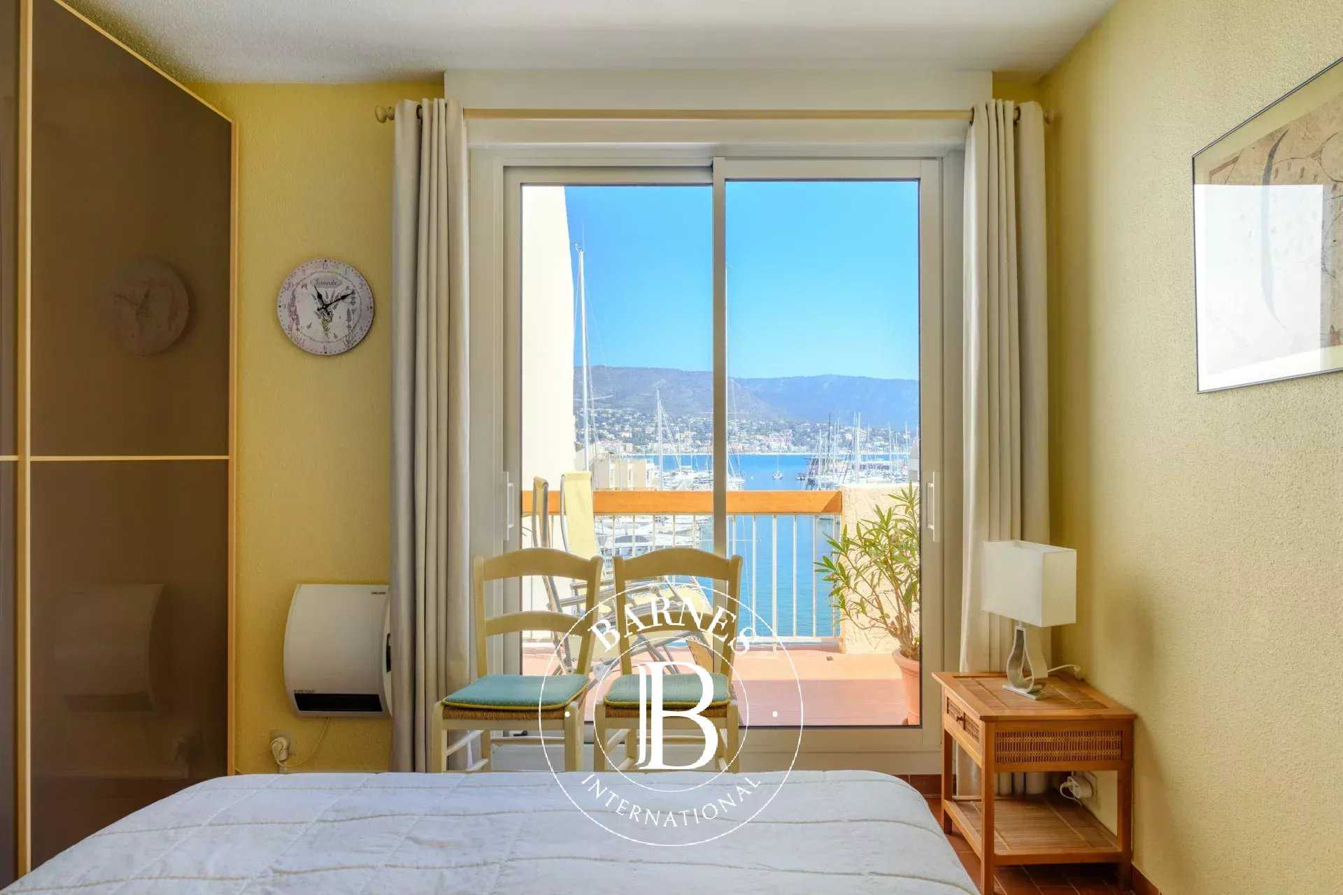 Bormes-les-Mimosas  - Appartement 2 Pi&egrave;ces, 1 Chambre