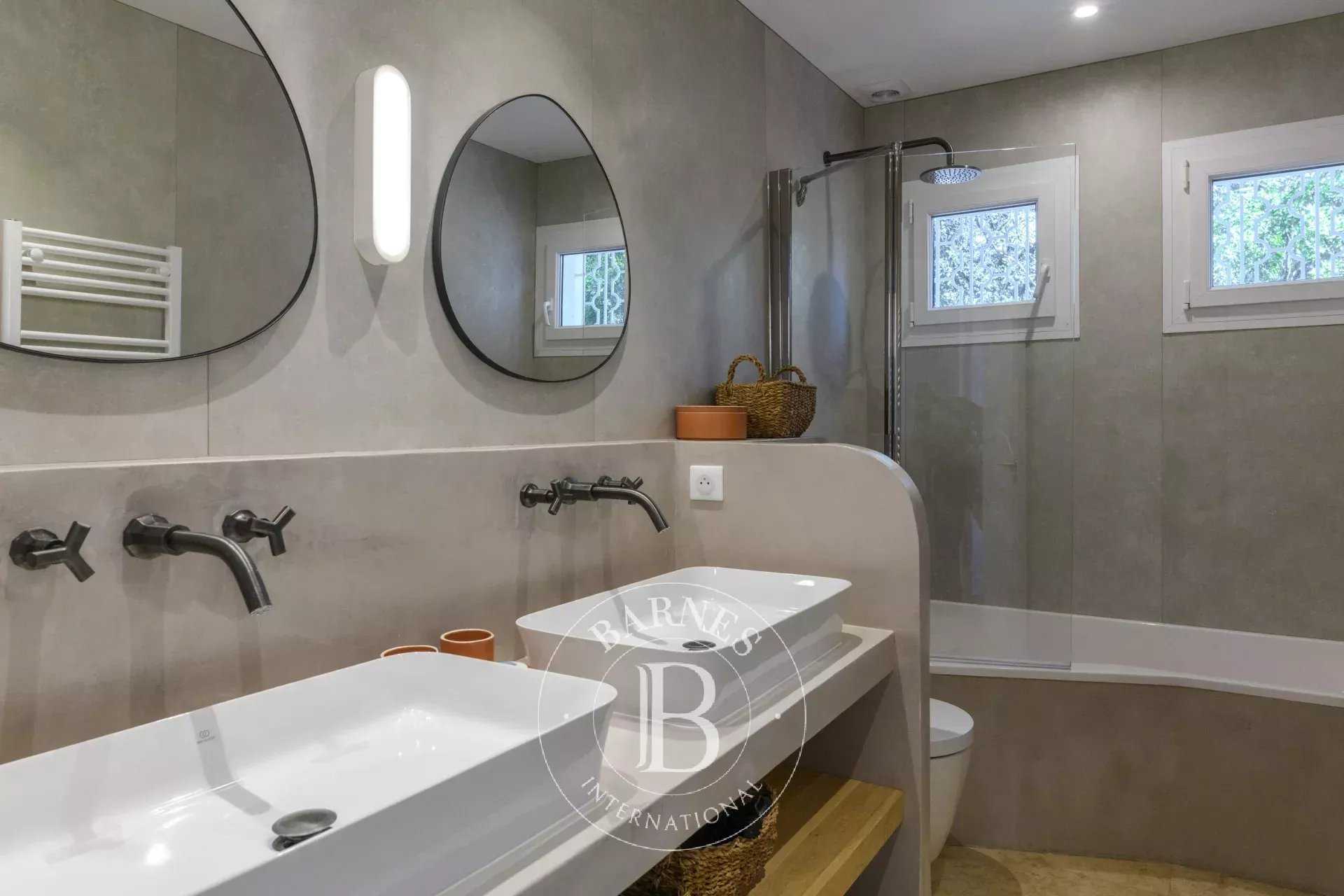 Cavalaire-sur-Mer  - Maison 6 Pi&egrave;ces 5 Chambres