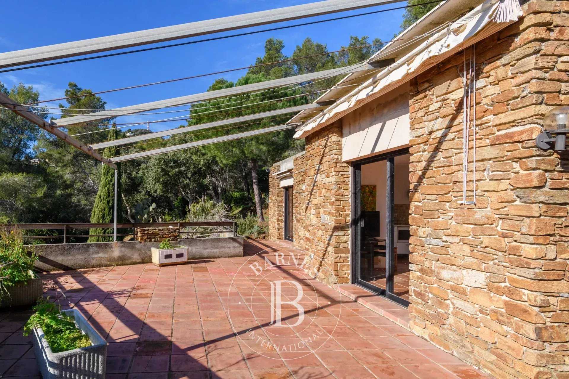 Bormes-les-Mimosas  - Villa 5 Pi&egrave;ces 3 Chambres