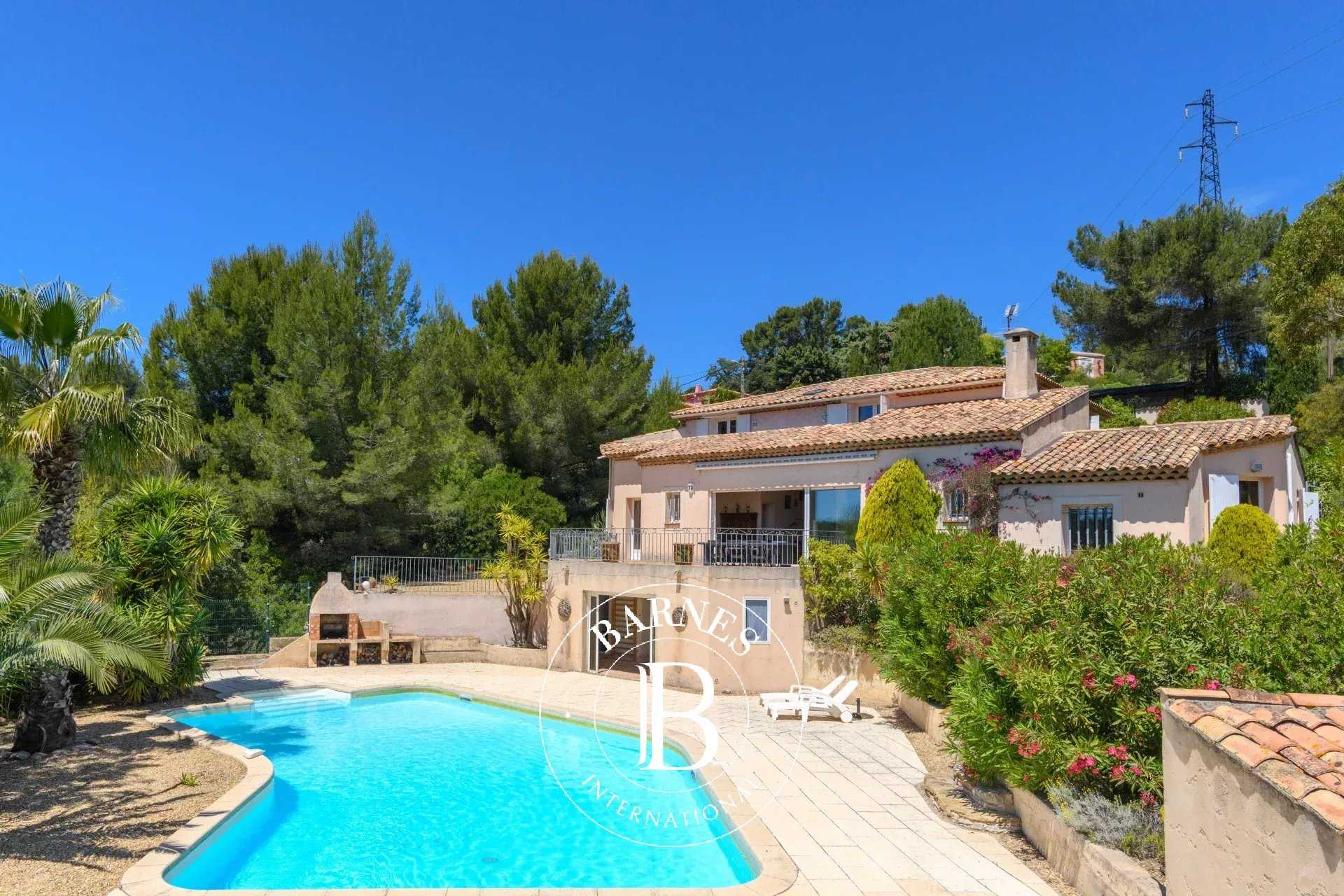 Bandol  - Villa 5 Bedrooms