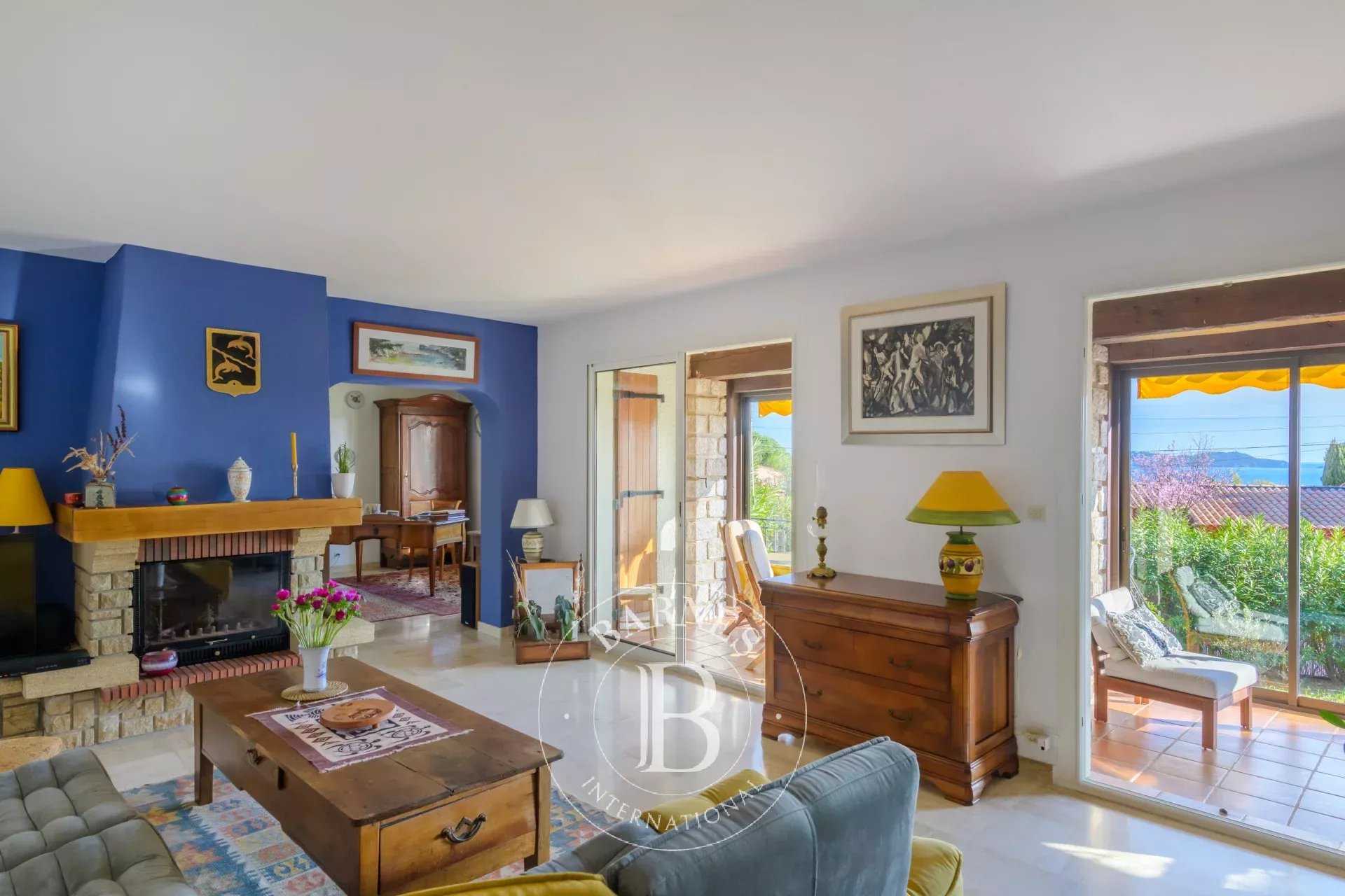 Carqueiranne  - Maison 7 Pièces 4 Chambres