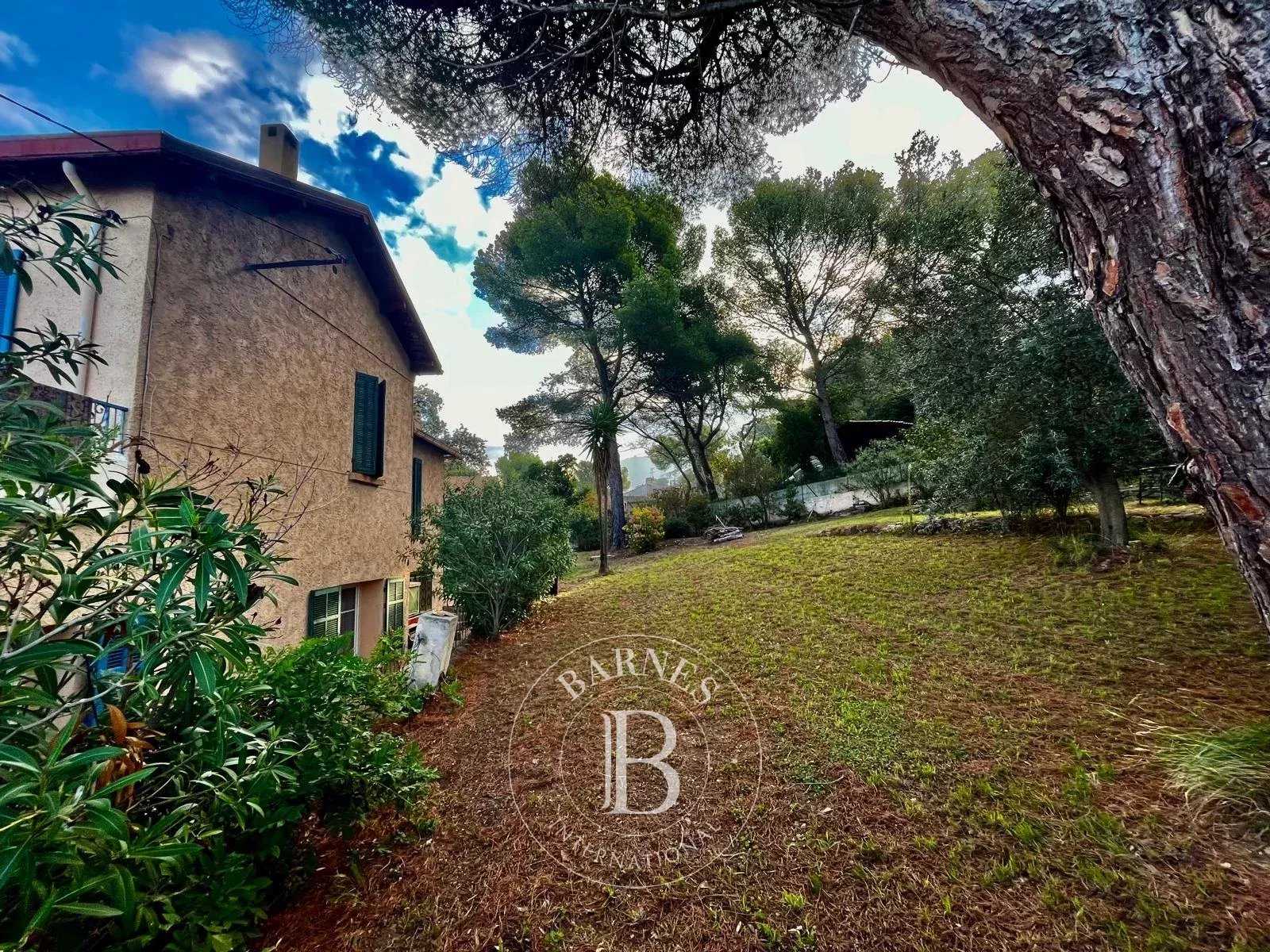 Le Pradet  - Maison 5 Pi&egrave;ces