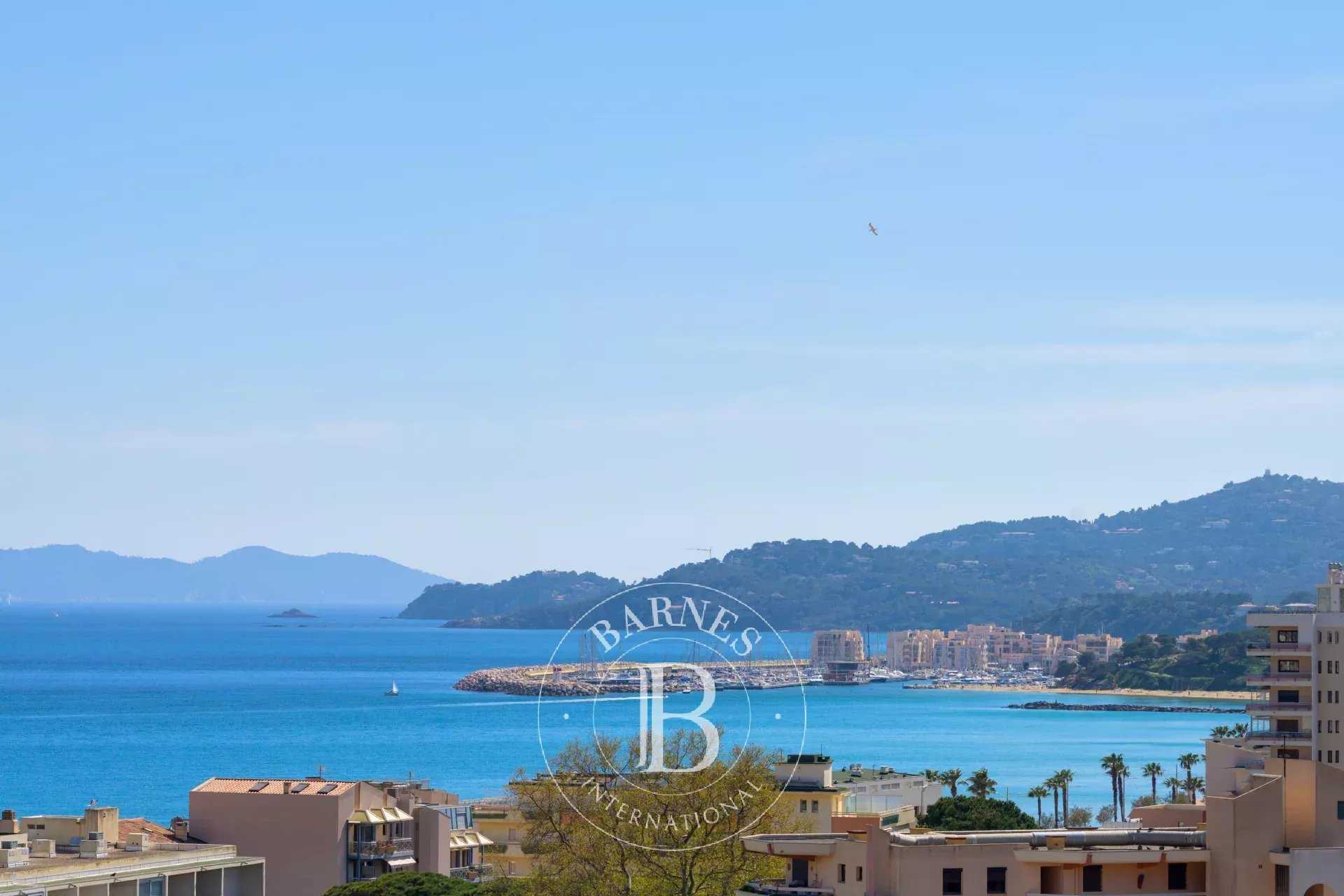 Le Lavandou  - Villa 5 Bedrooms