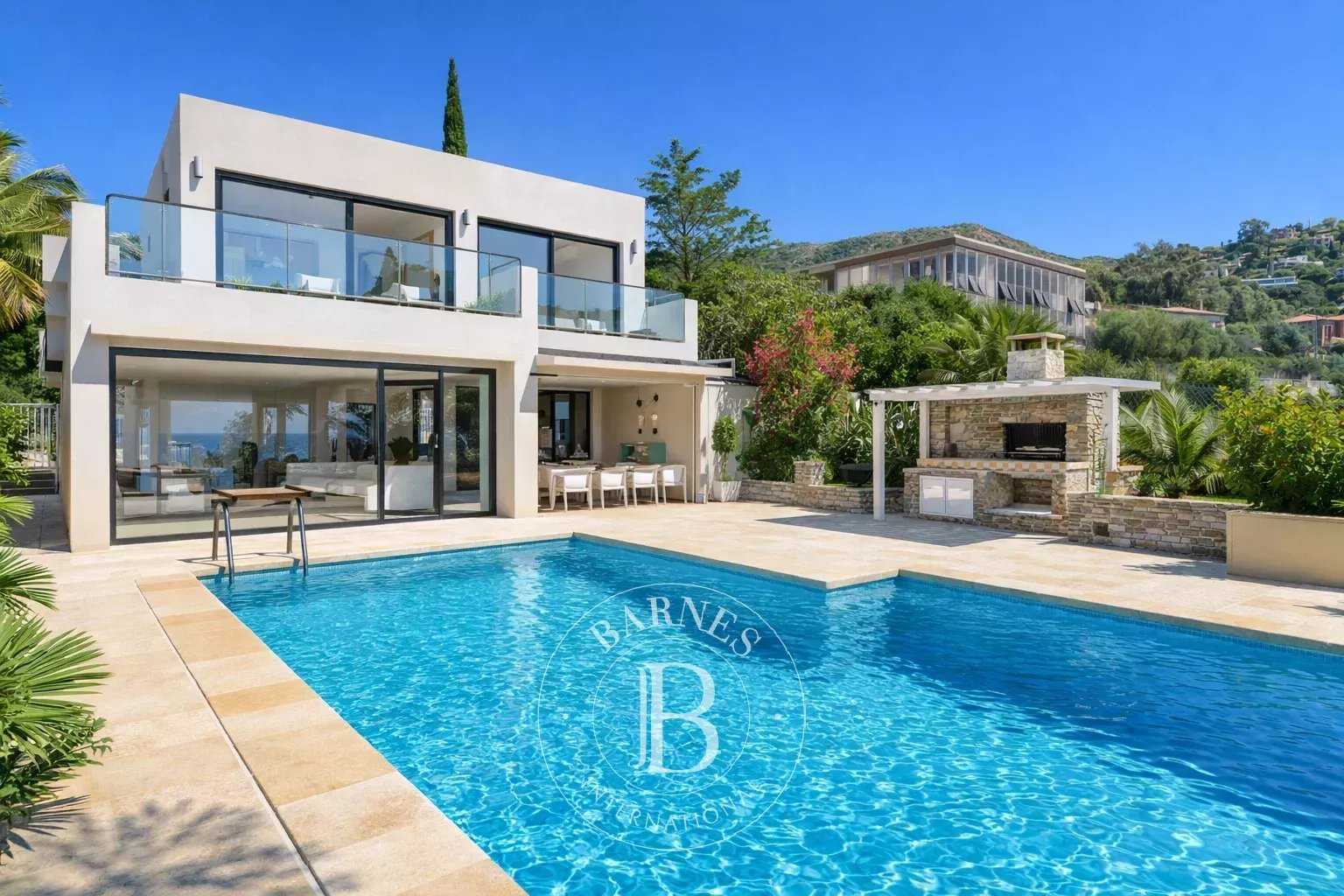 Le Lavandou  - Villa 5 Pi&egrave;ces 4 Chambres