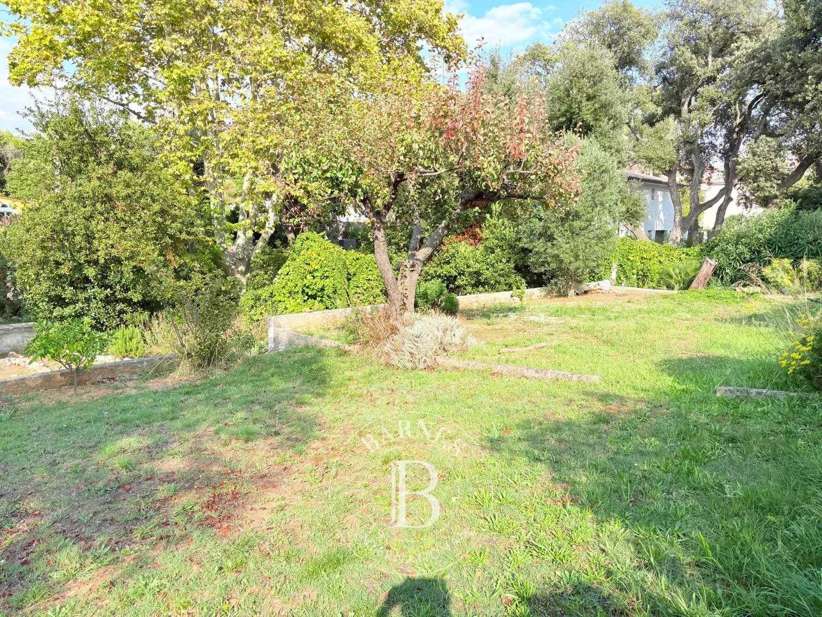 Le Pradet  - Terrain 