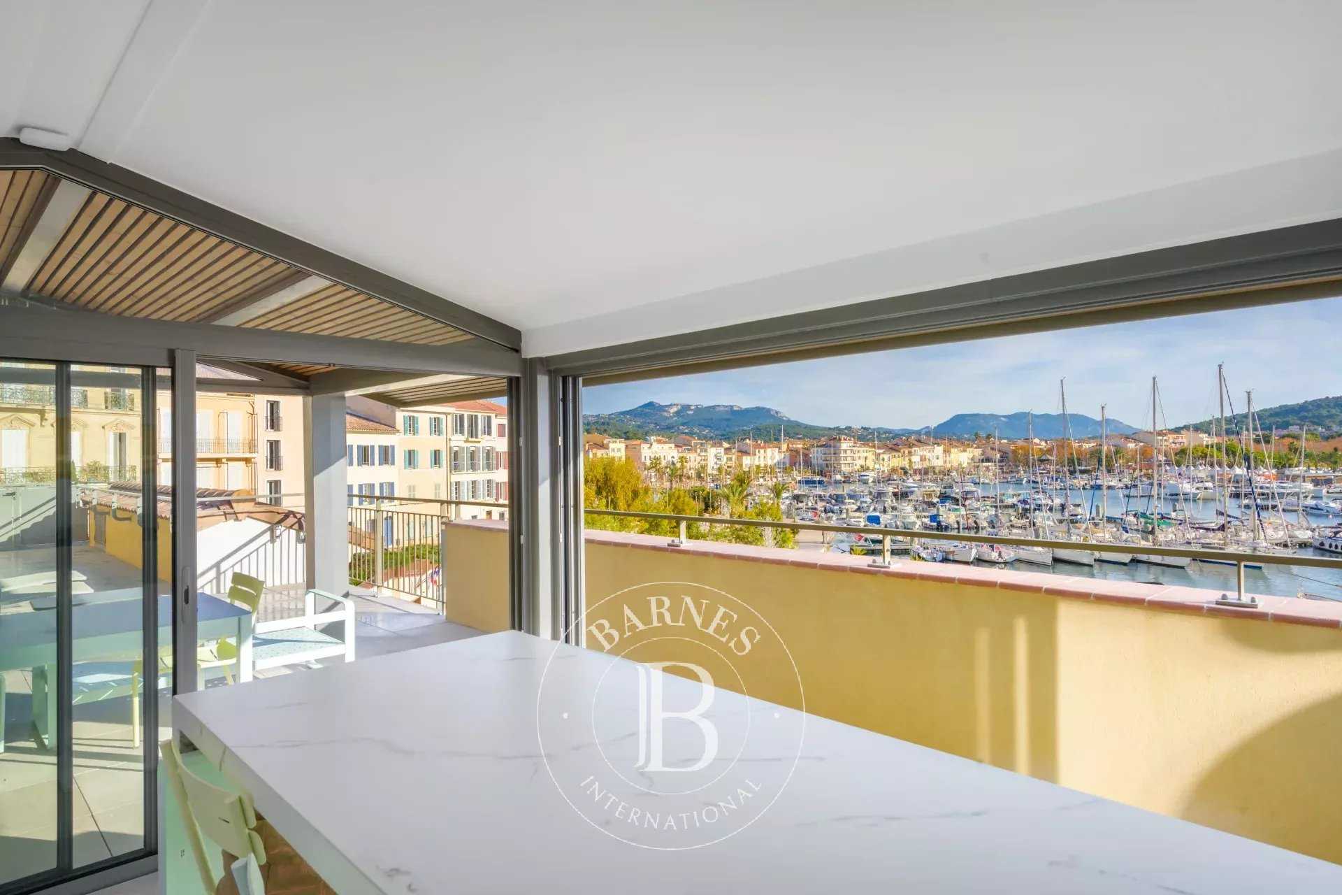 Sanary-sur-Mer  - Maison 6 Pièces 4 Chambres