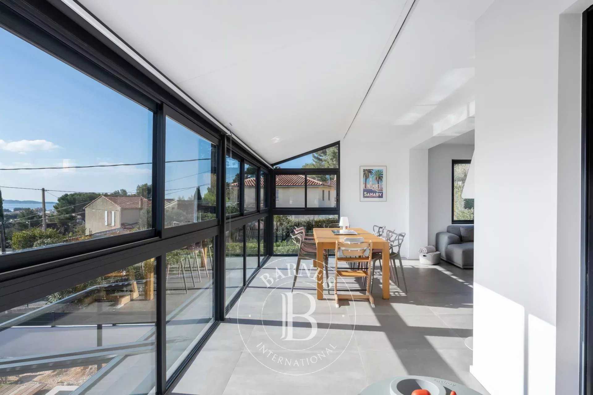 Sanary-sur-Mer  - Appartement 5 Pièces 4 Chambres