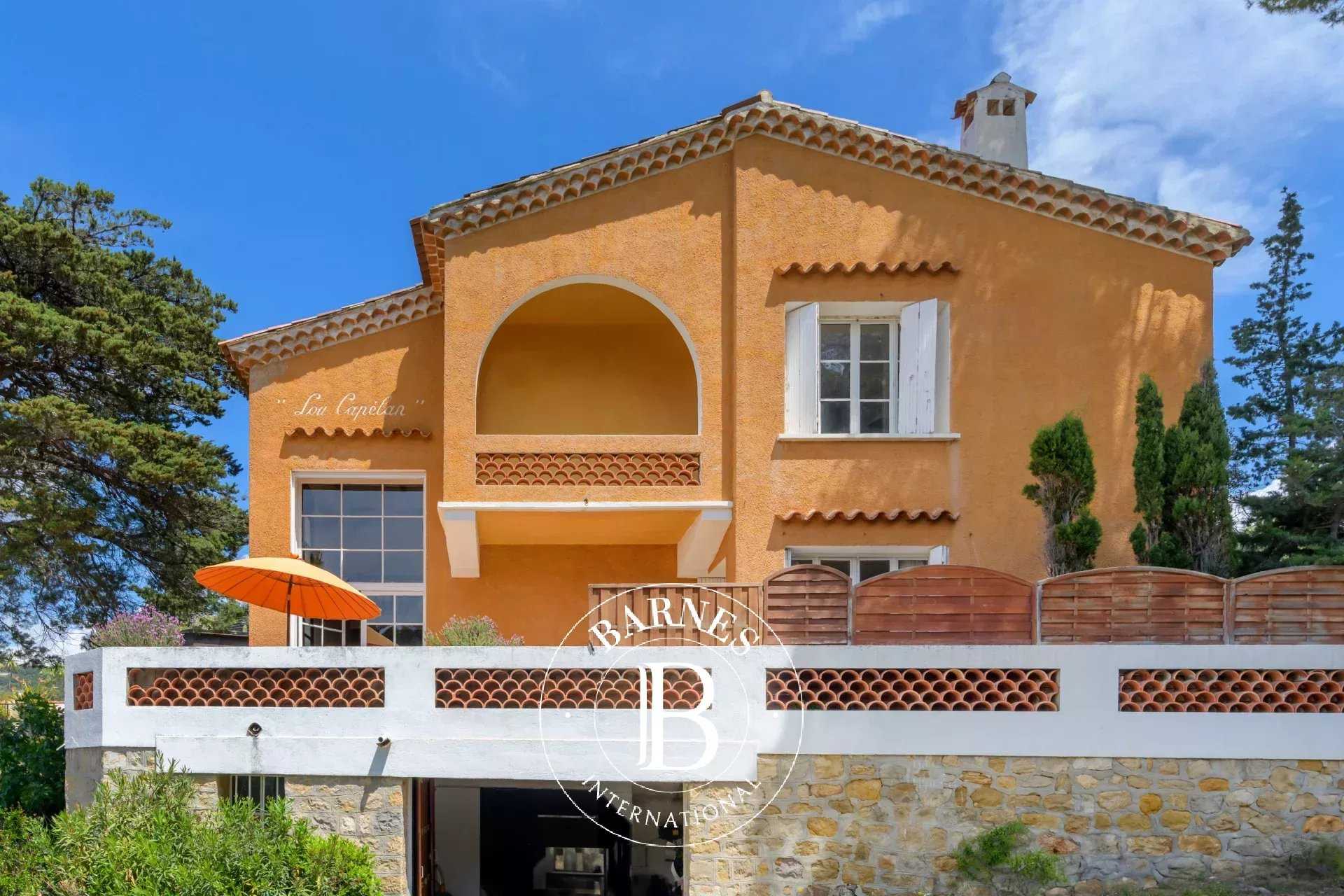 Bandol  - Villa 10 Pi&egrave;ces 7 Chambres