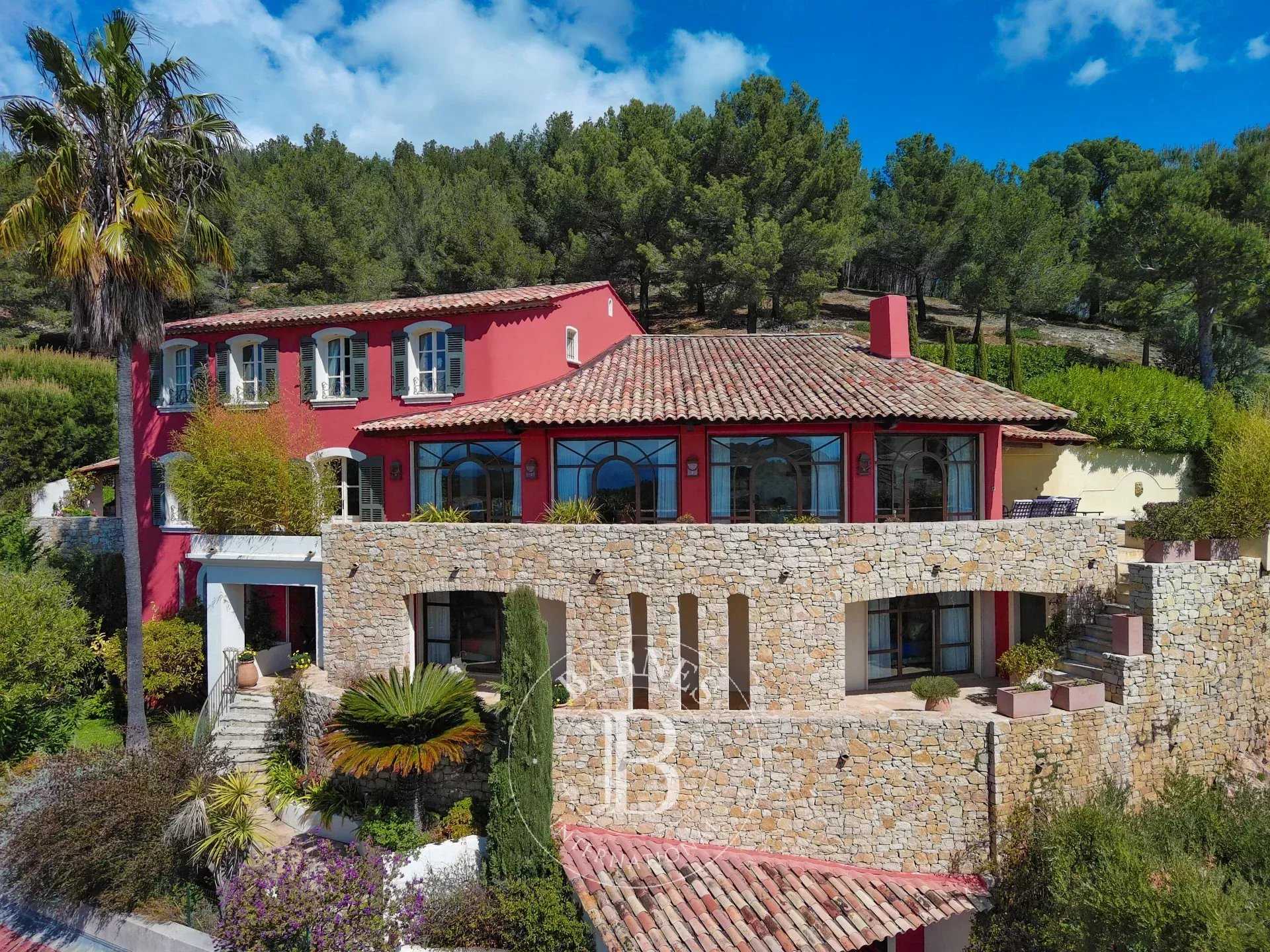 Maison Saint-Cyr-sur-Mer