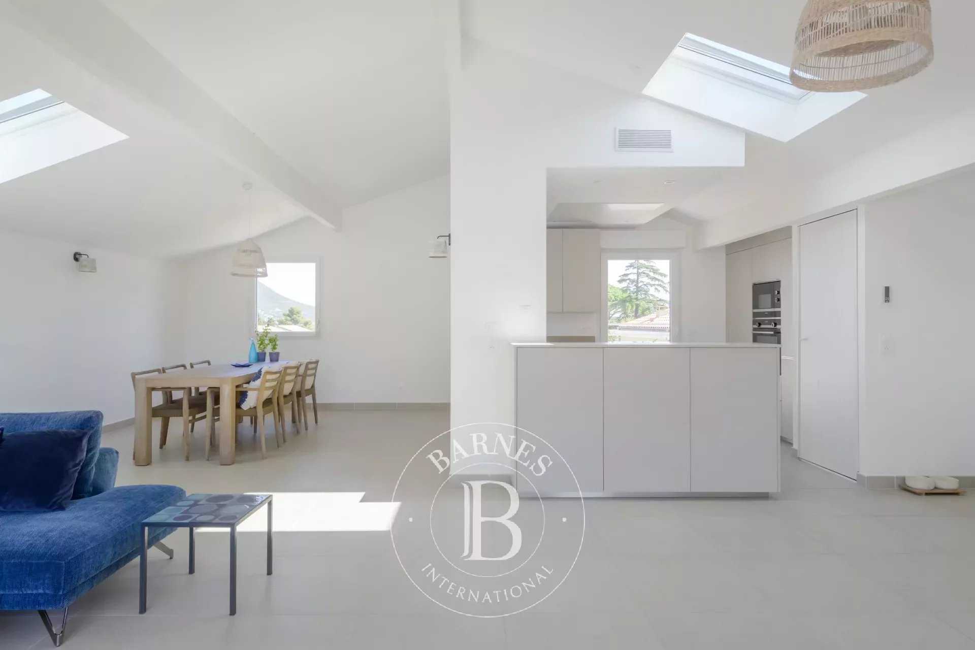 Toulon  - Apartment 3 Bedrooms