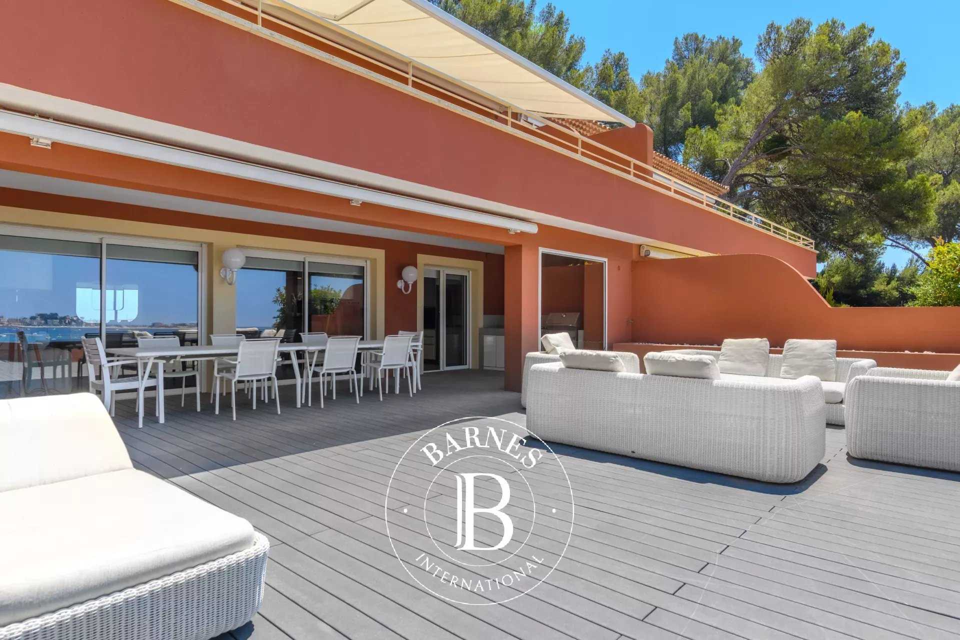 Sanary-sur-Mer  - Appartement 4 Pi&egrave;ces 3 Chambres
