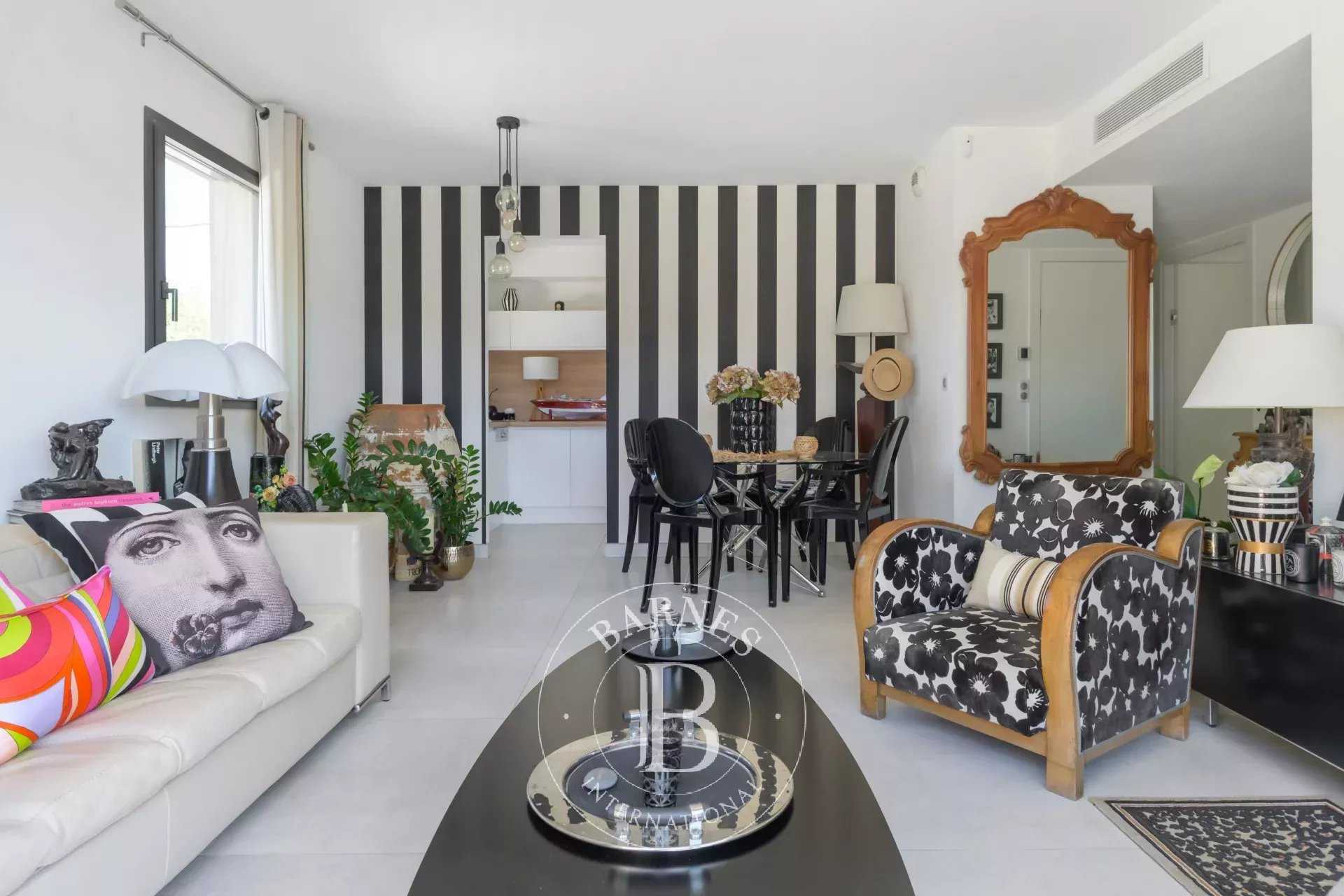 Sanary-sur-Mer  - Apartment 2 Bedrooms