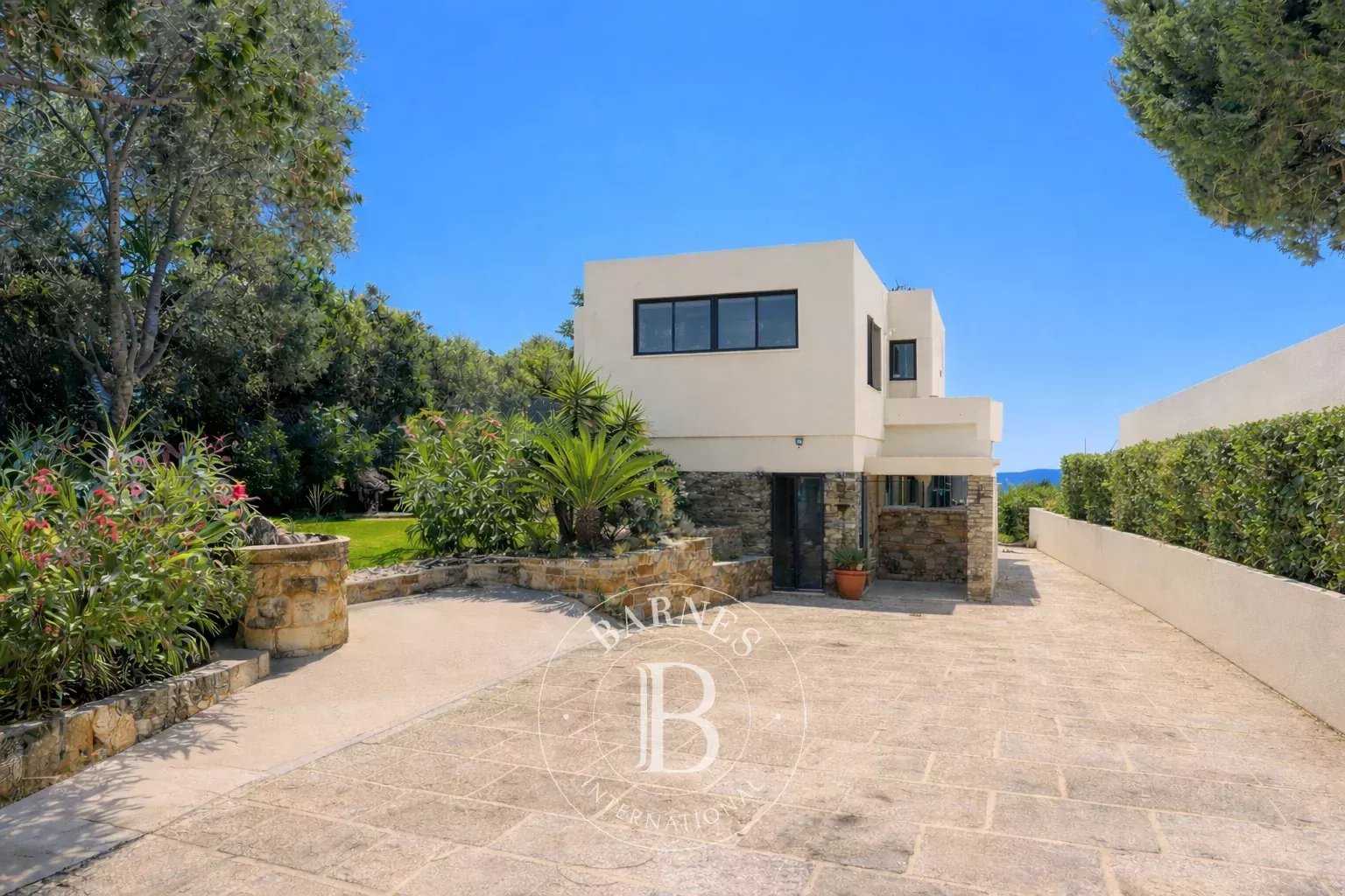 Le Lavandou  - Villa 5 Pi&egrave;ces 4 Chambres