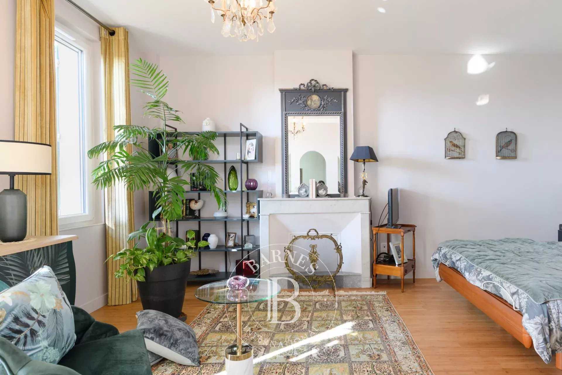 Toulon  - Casa adosada 7 Cuartos 5 Habitaciones