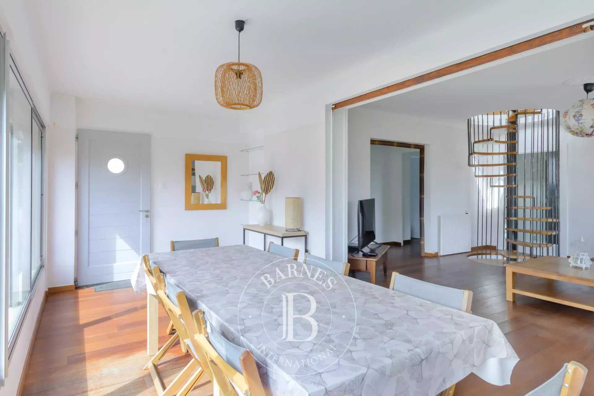 La Seyne-sur-Mer  - Villa 7 Pi&egrave;ces