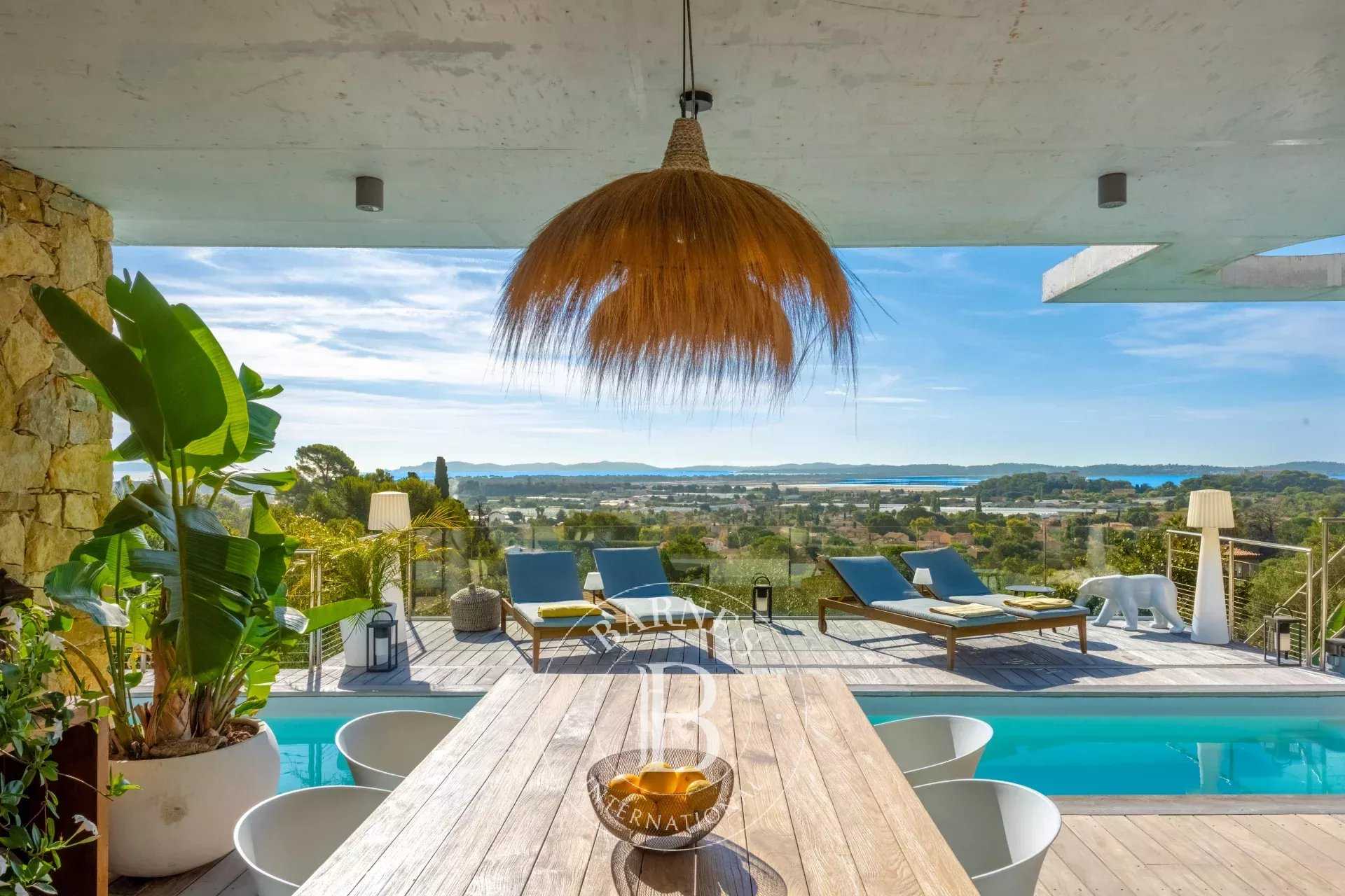 Hyères  - House 5 Bedrooms