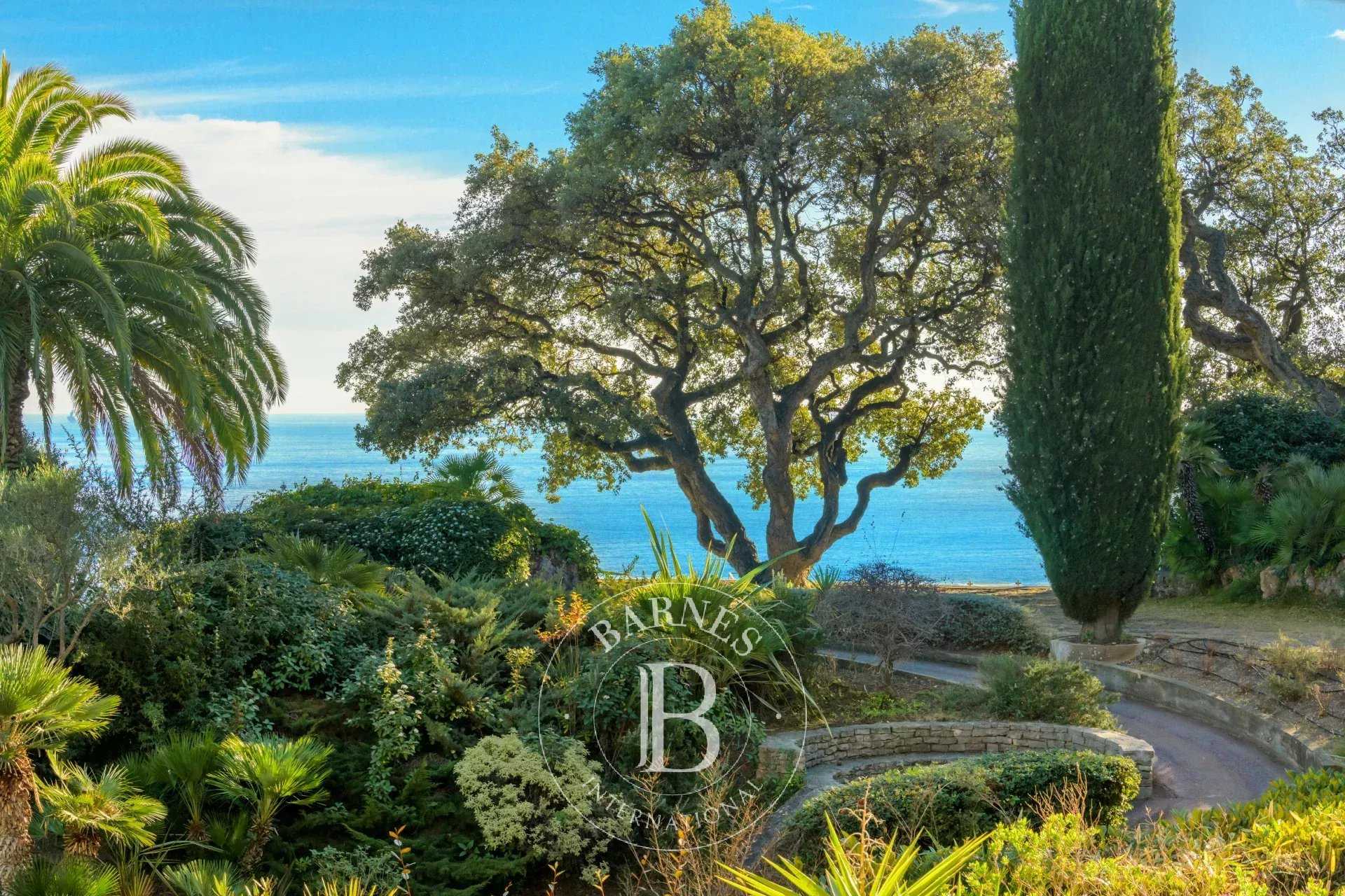 Toulon  - Apartment 4 Bedrooms