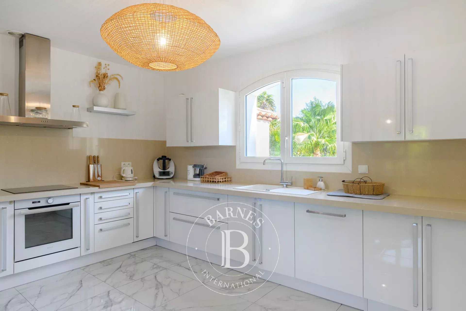 Sanary-sur-Mer  - Maison 5 Pièces