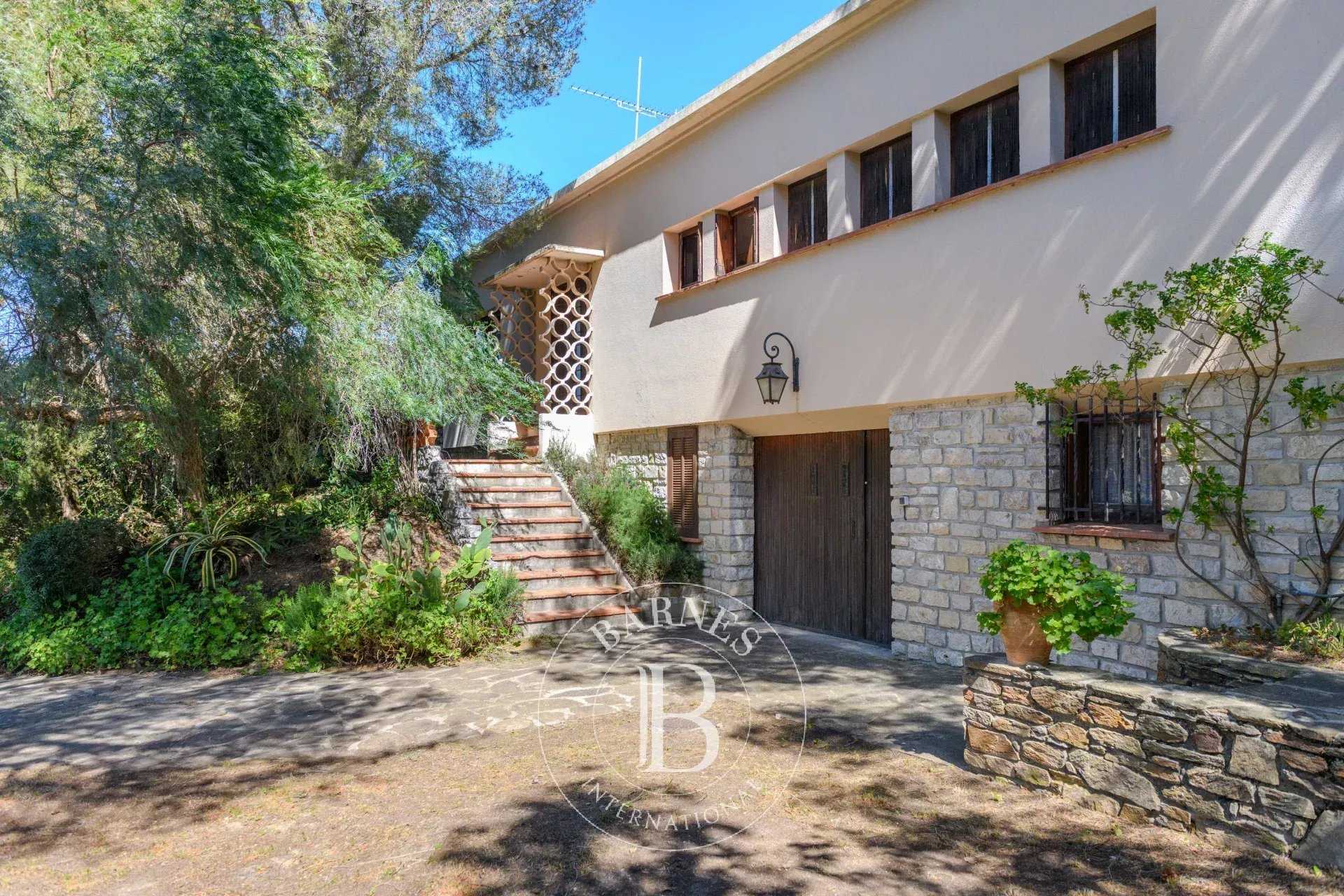 Bormes-les-Mimosas  - Maison 4 Pi&egrave;ces 3 Chambres