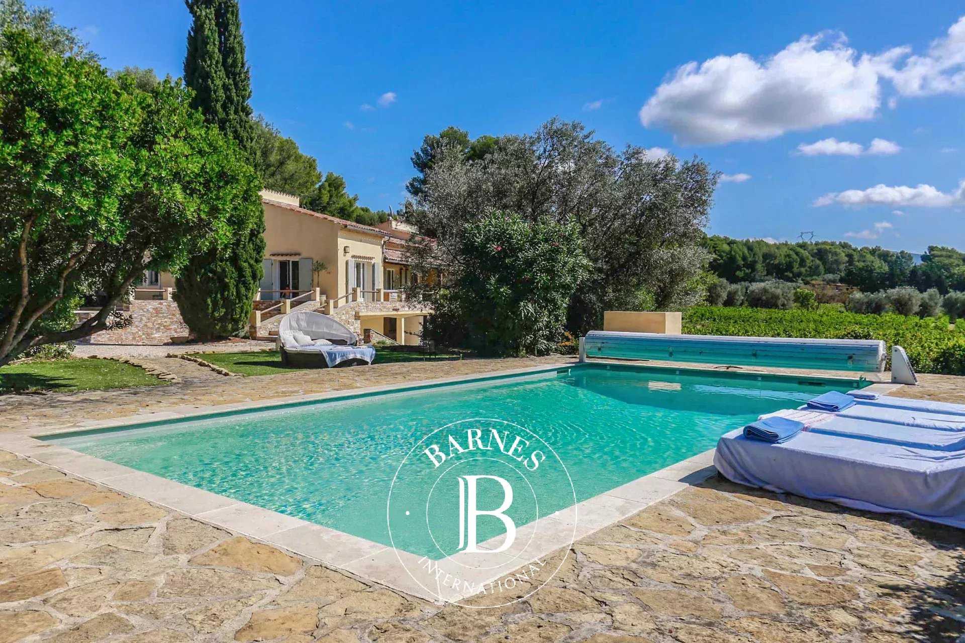 Villa Le Castellet  -  ref 86500576 (picture 3)