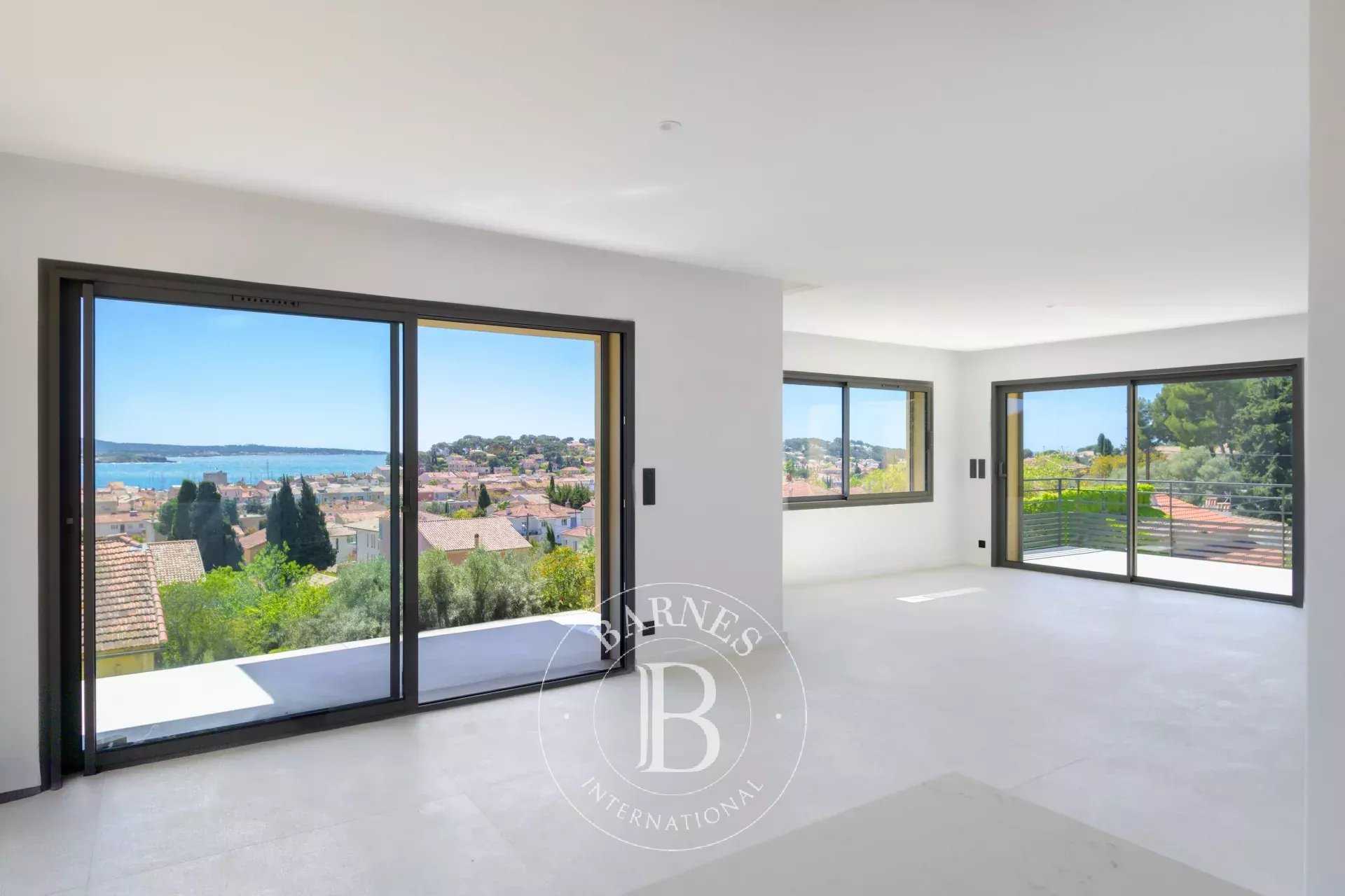 Appartement Sanary-sur-Mer  -  ref 85860566 (picture 2)