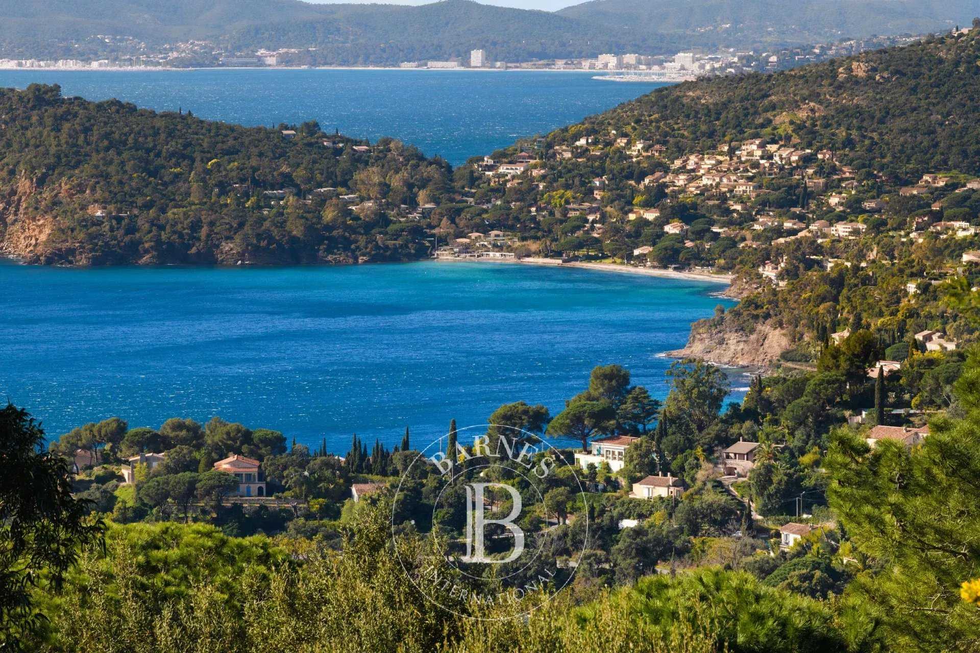 Property Rayol-Canadel-sur-Mer  -  ref 86701502 (picture 2)