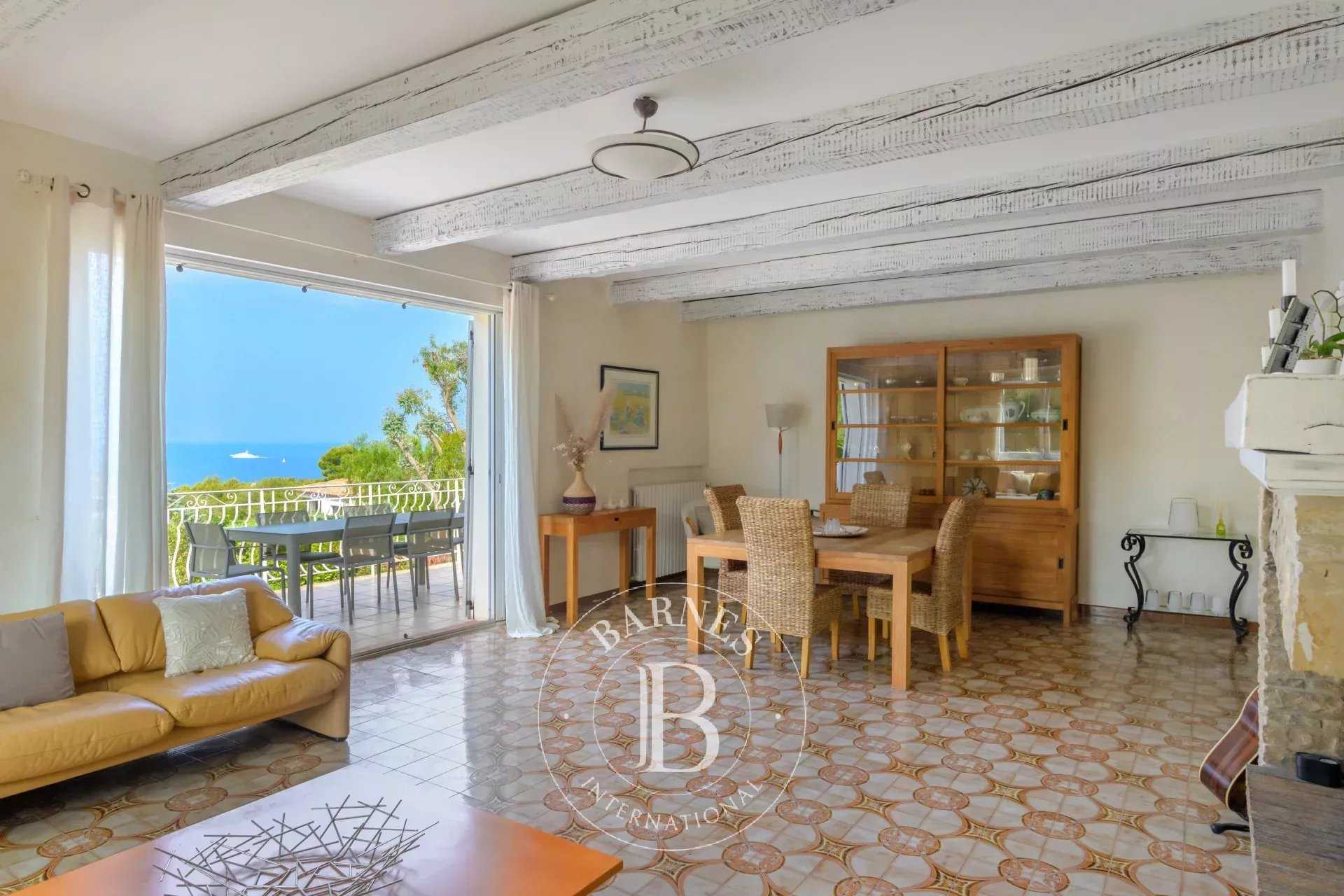 Villa Saint-Cyr-sur-Mer  -  ref 86008532 (picture 3)