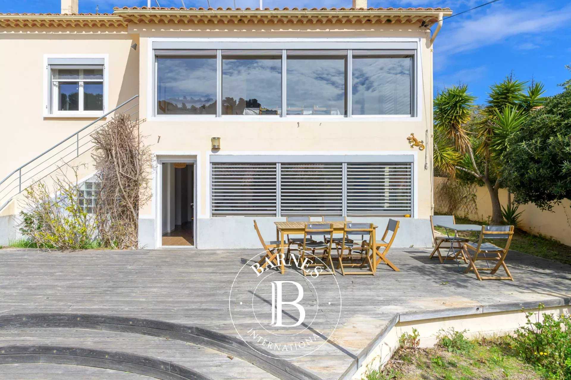 Villa La Seyne-sur-Mer  -  ref 85772748 (picture 1)