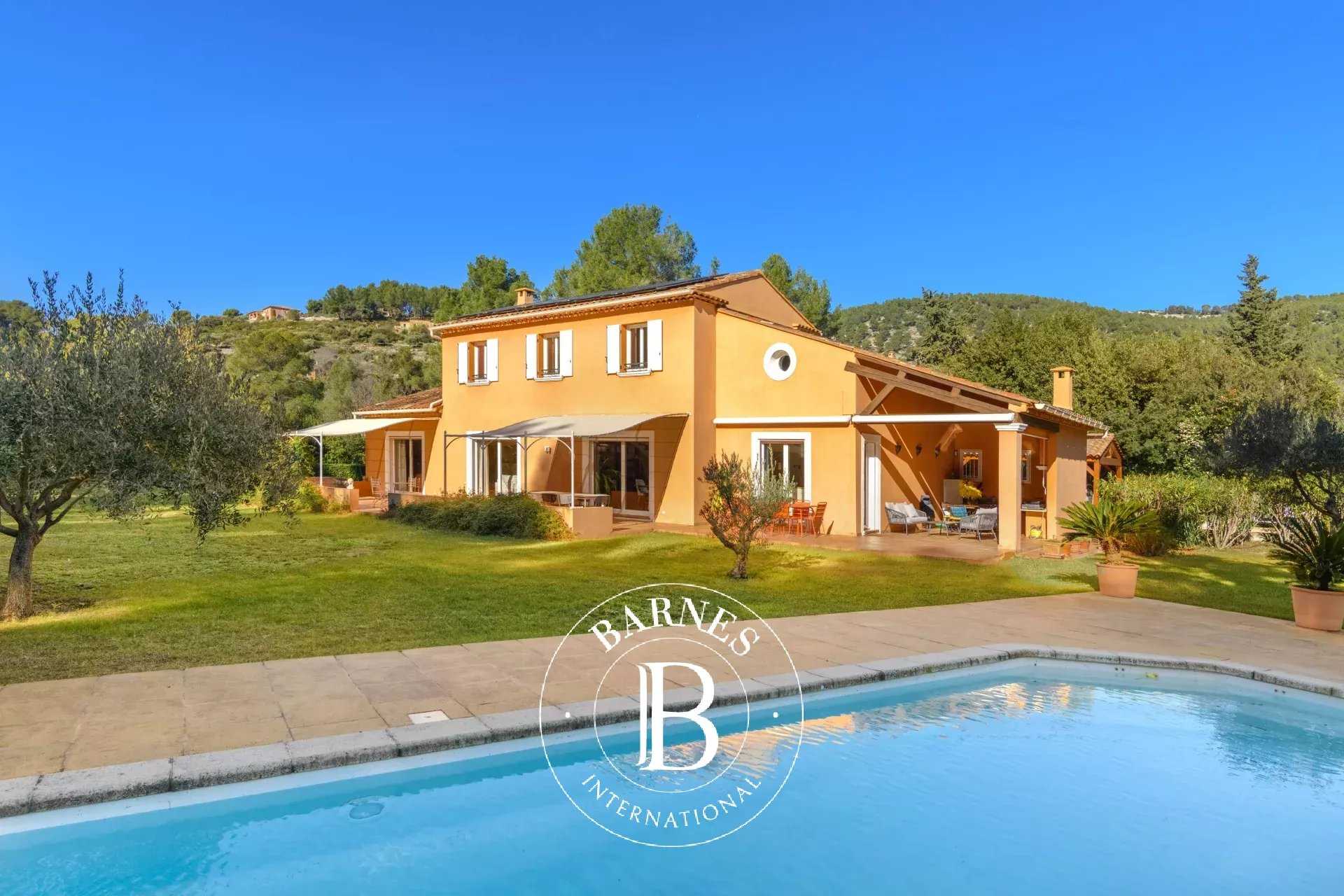 Villa Sanary-sur-Mer  -  ref 86709291 (picture 2)