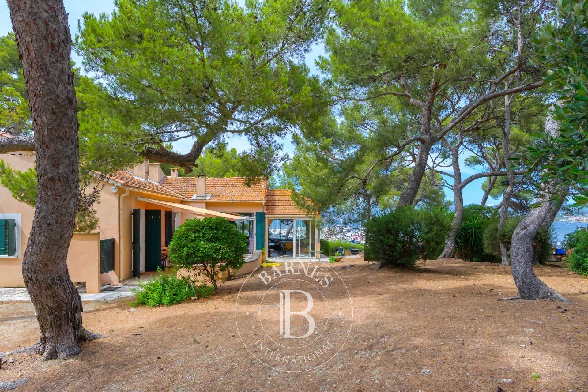 Villa Six-Fours-les-Plages  -  ref 86141300 (picture 2)