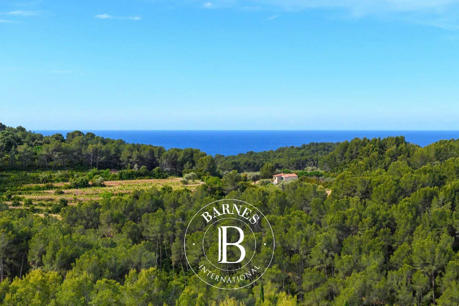 House Saint-Cyr-sur-Mer  -  ref 87014992 (picture 2)