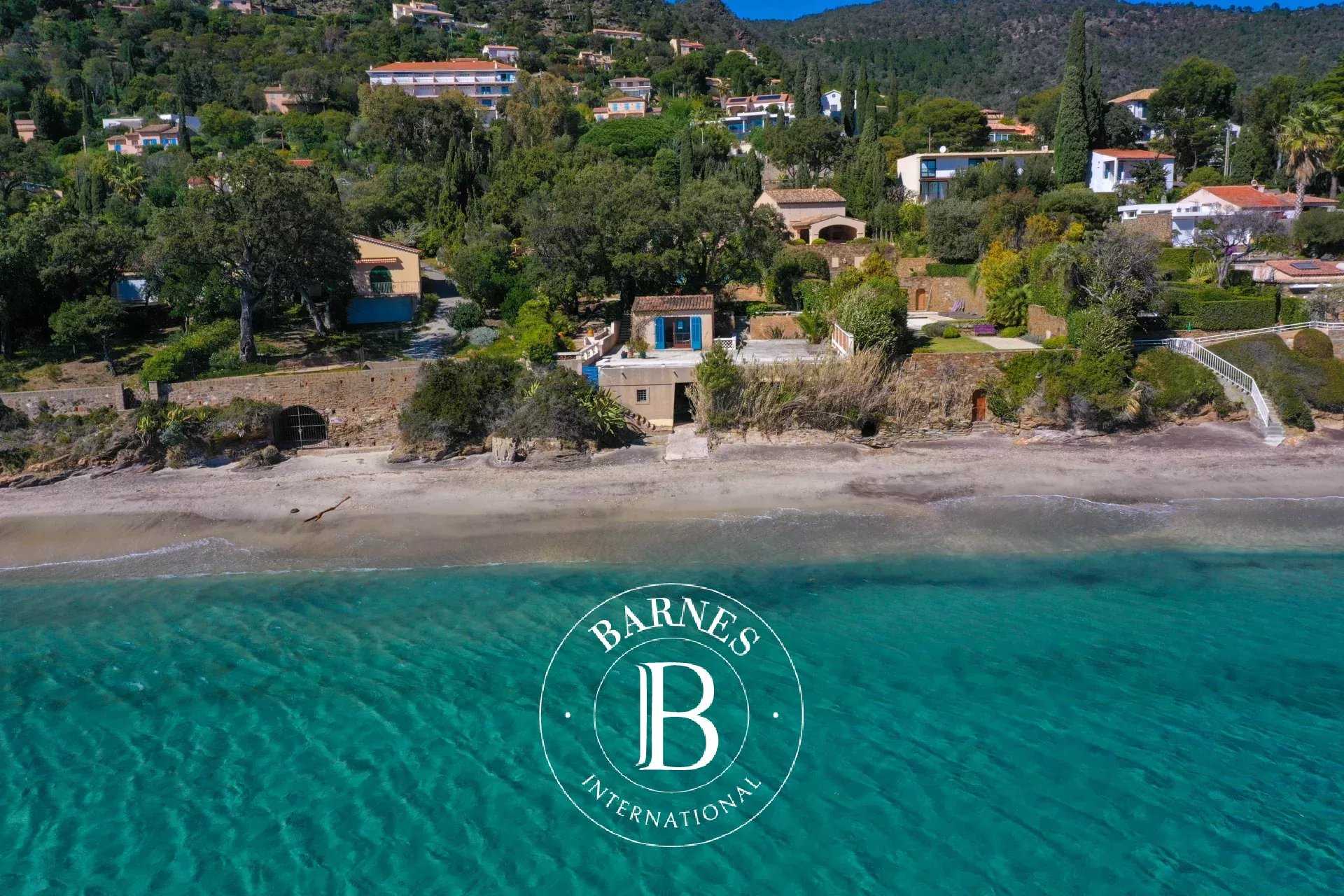 Property Rayol-Canadel-sur-Mer  -  ref 82307737 (picture 2)