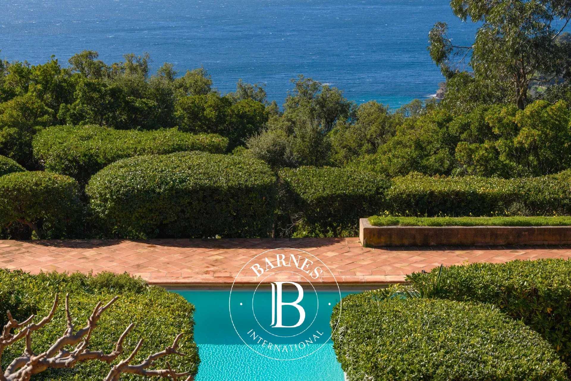 Propriété Rayol-Canadel-sur-Mer  -  ref 86701502 (picture 3)