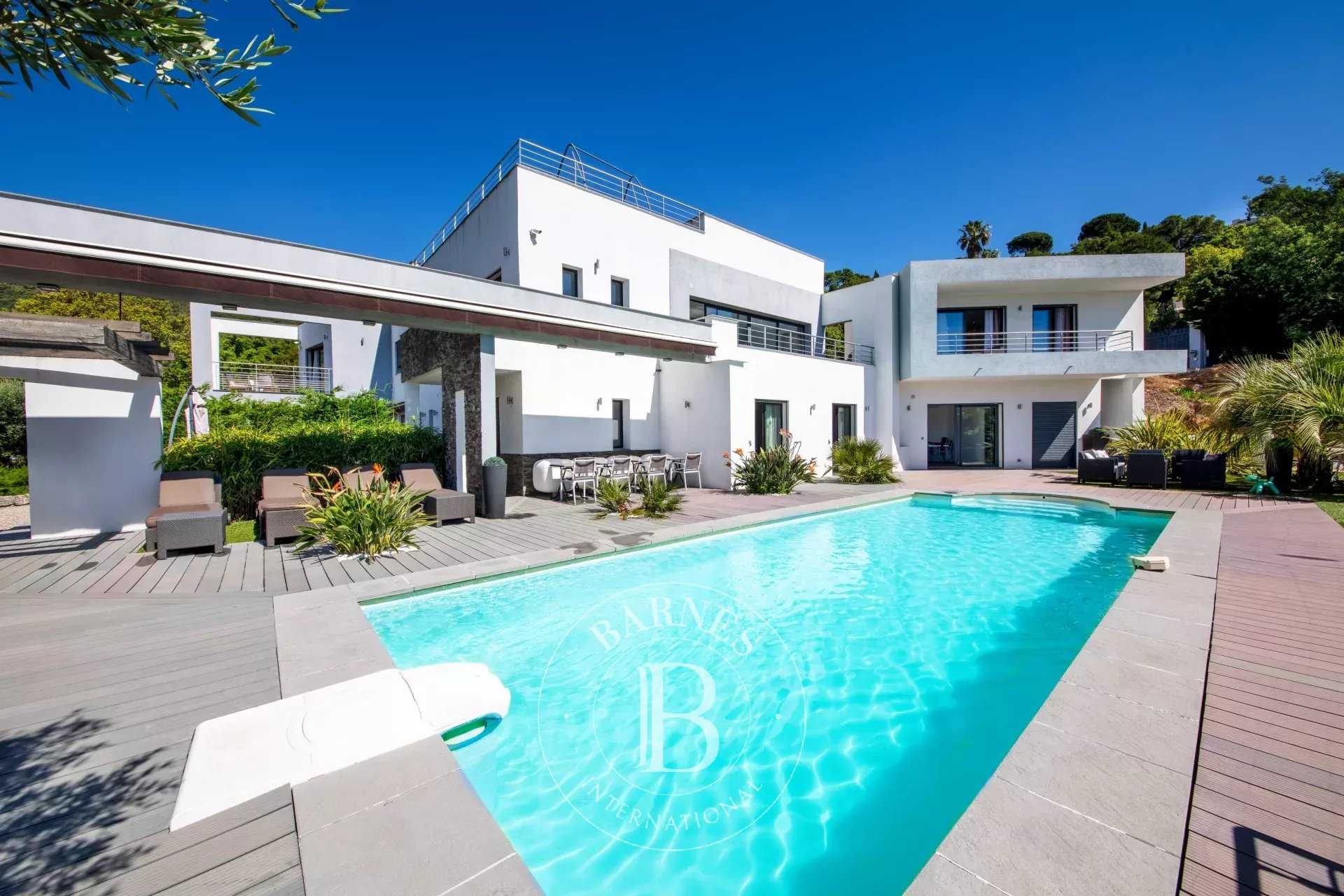 Villa Cavalaire-sur-Mer  -  ref 7941702 (picture 1)