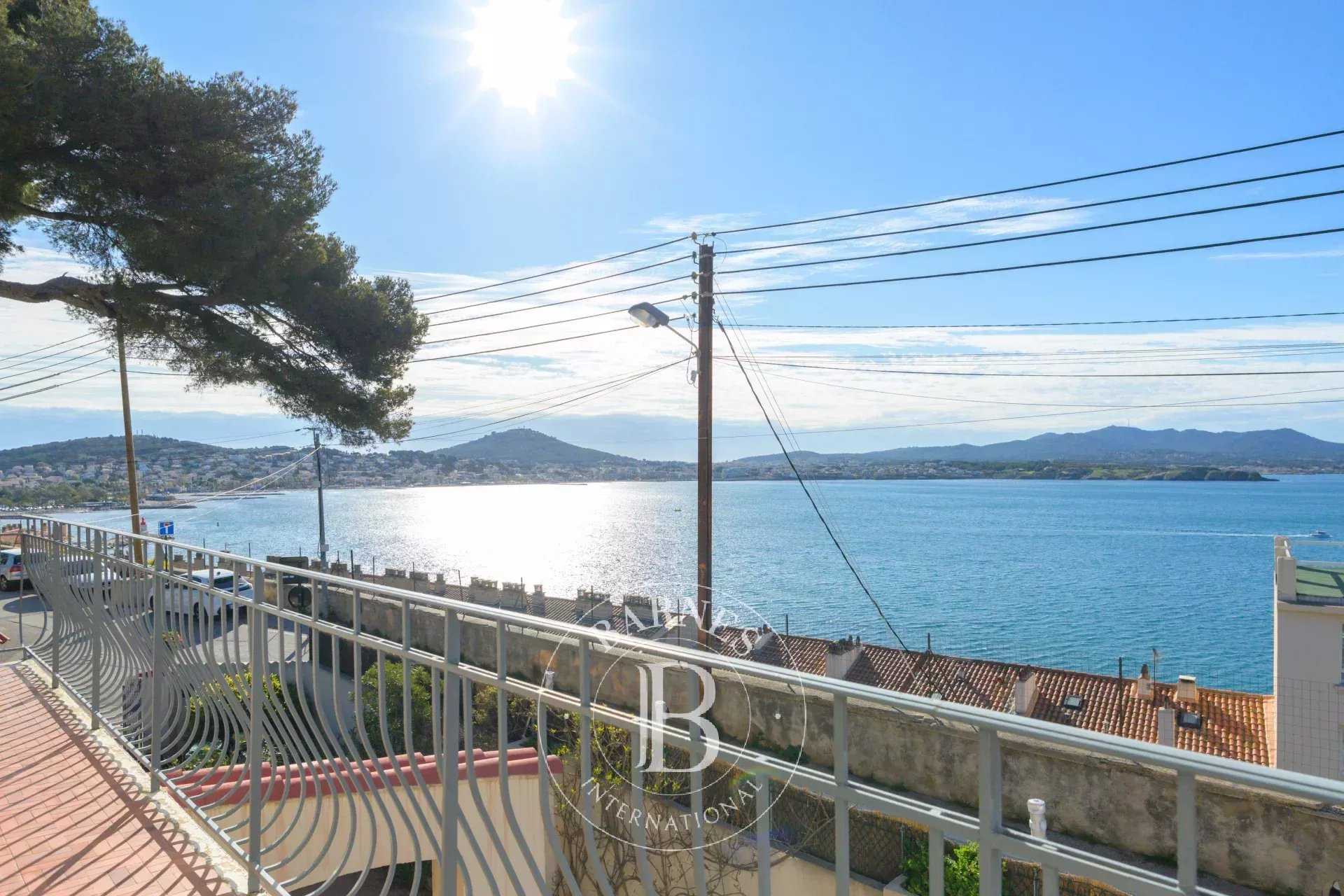 Maison Sanary-sur-Mer  -  ref 85765464 (picture 1)