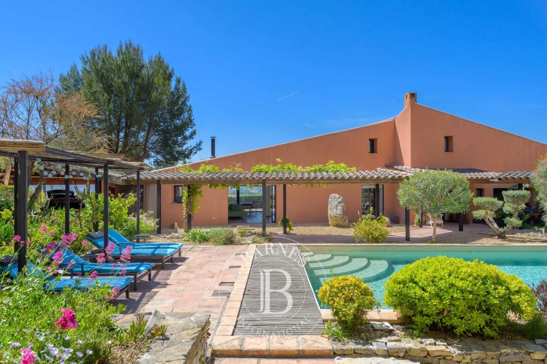 Villa Ollioules  -  ref 84648367 (picture 1)