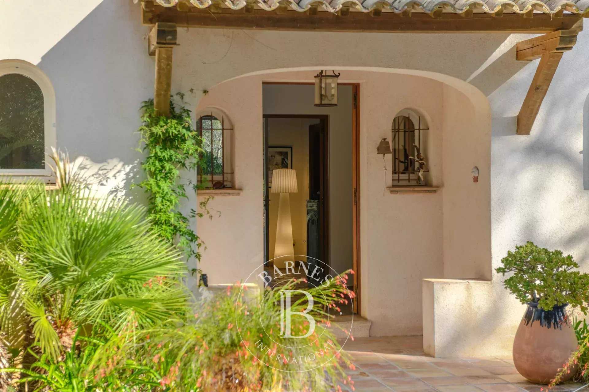 Property Bormes-les-Mimosas  -  ref 86367257 (picture 2)