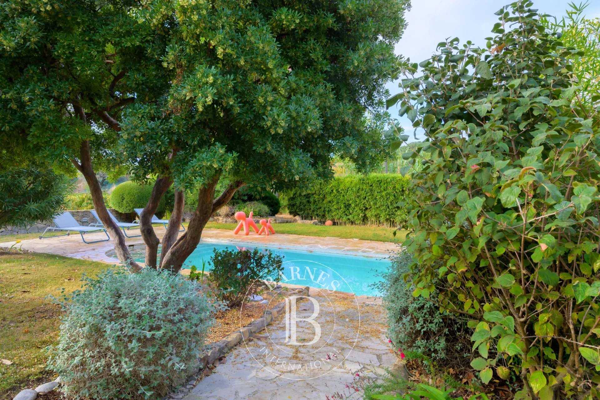 Maison Le Castellet  -  ref 2543266 (picture 3)