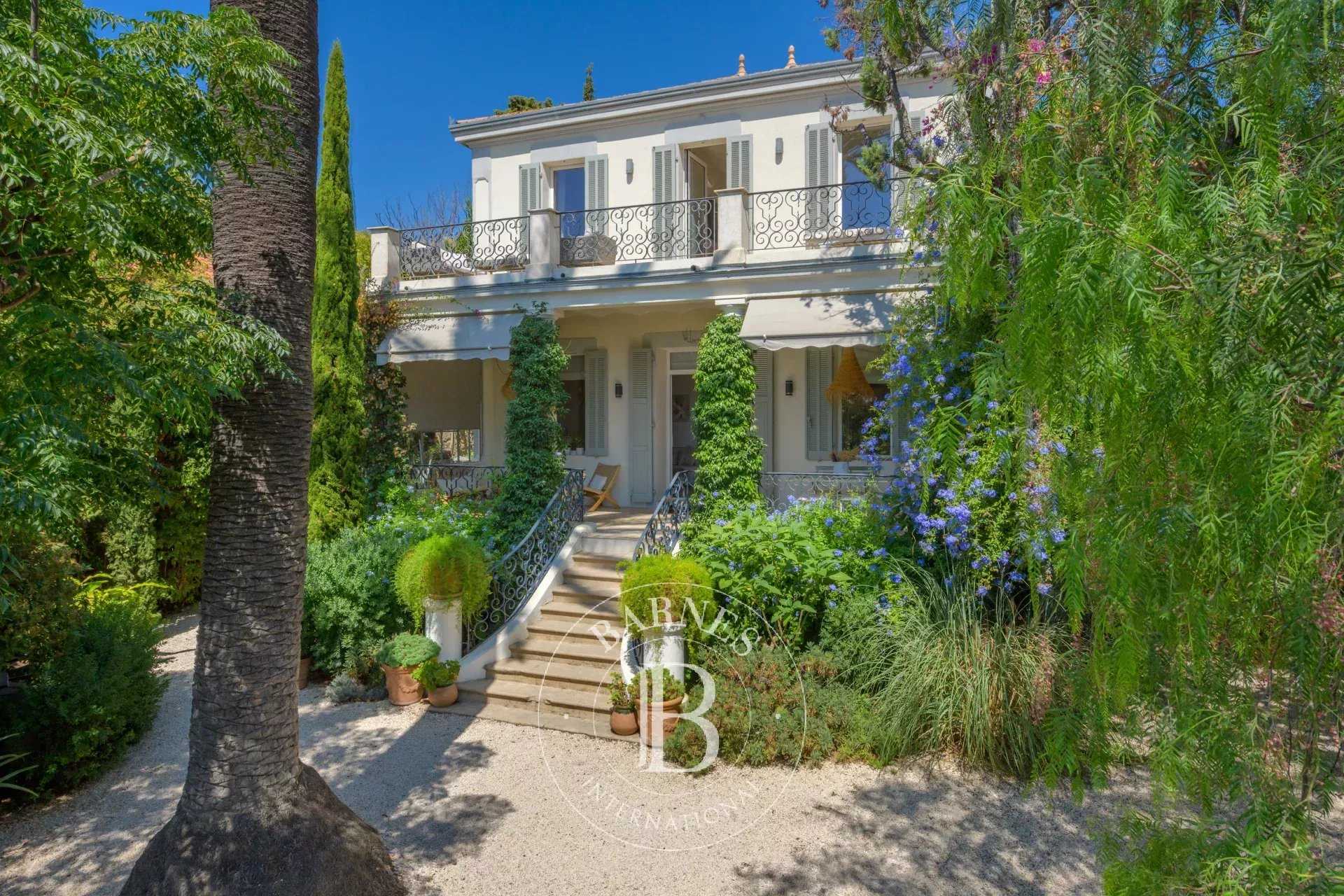 Villa Sanary-sur-Mer  -  ref 85163095 (picture 2)