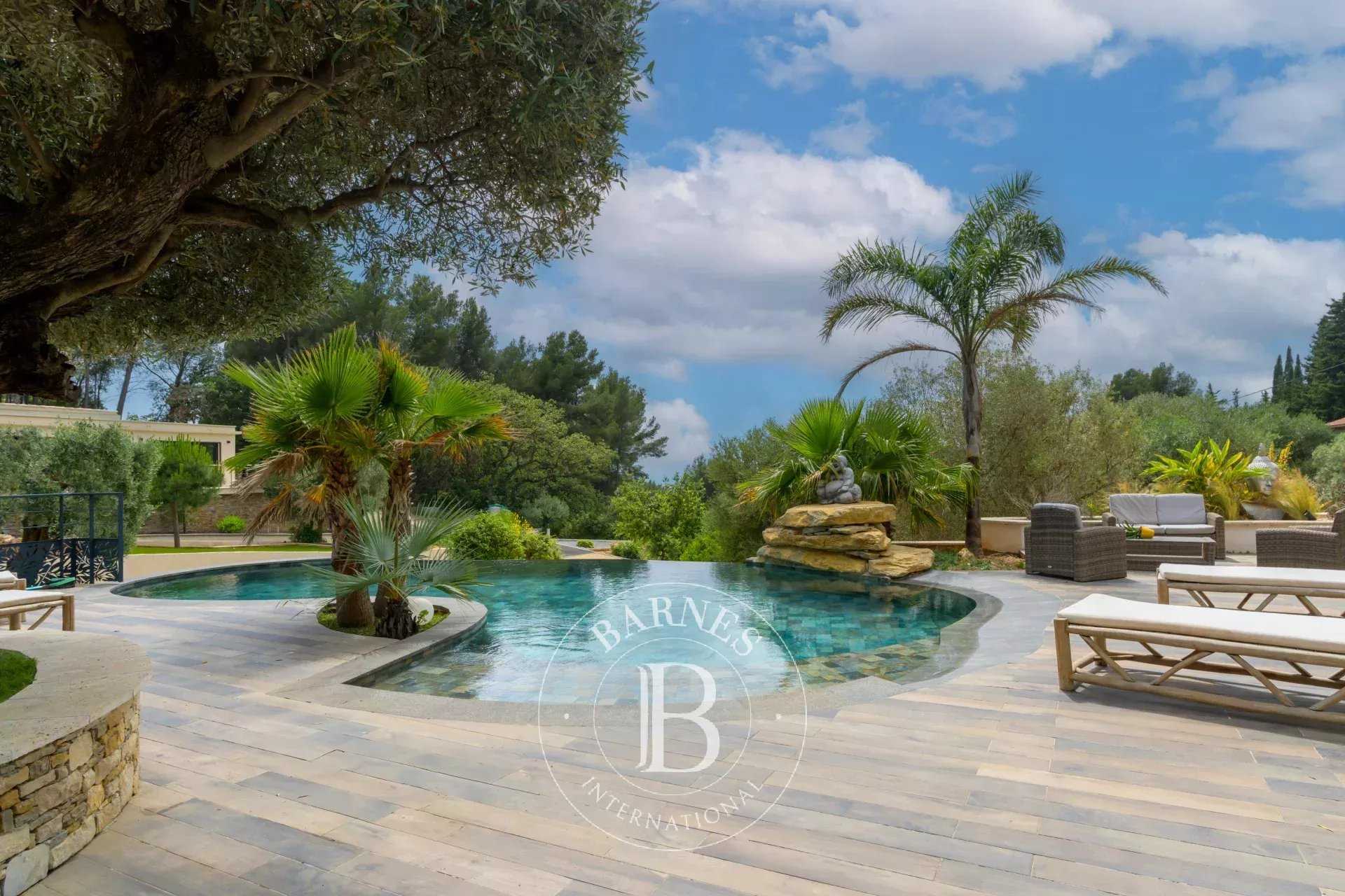 Villa Ollioules  -  ref 86079512 (picture 3)