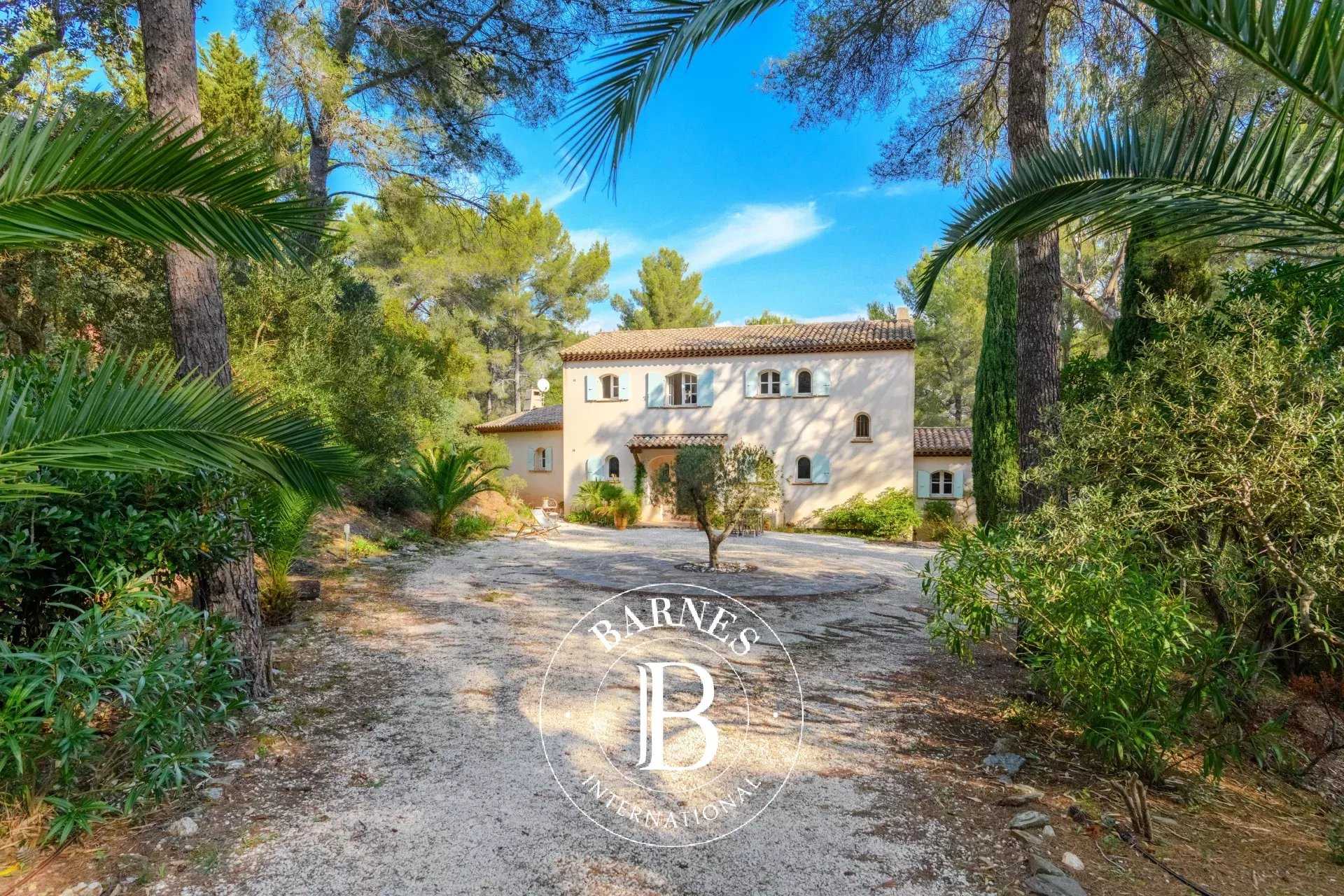 Property Bormes-les-Mimosas  -  ref 86367257 (picture 2)