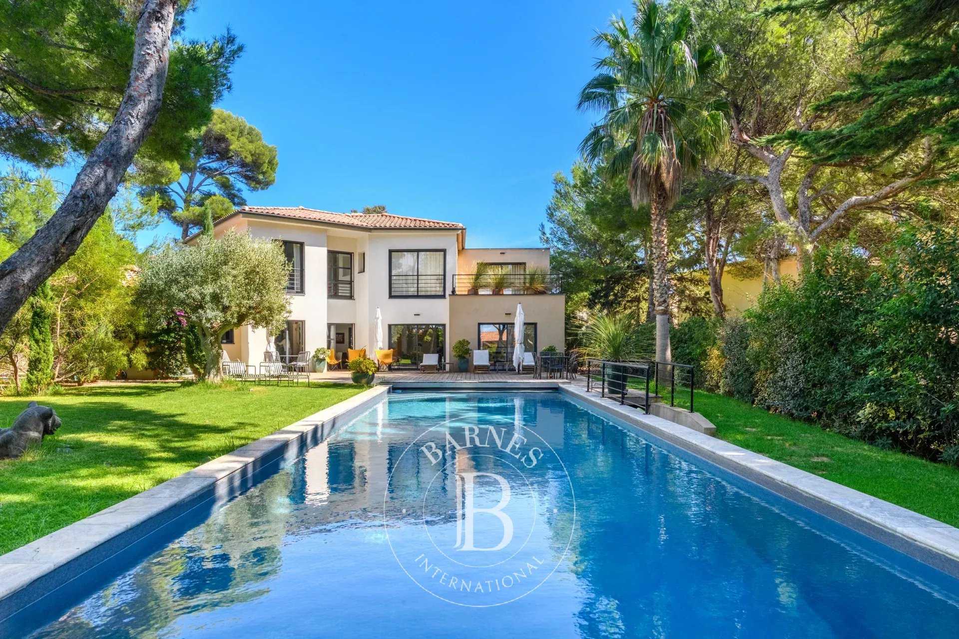 Villa Sanary-sur-Mer  -  ref 86286720 (picture 1)
