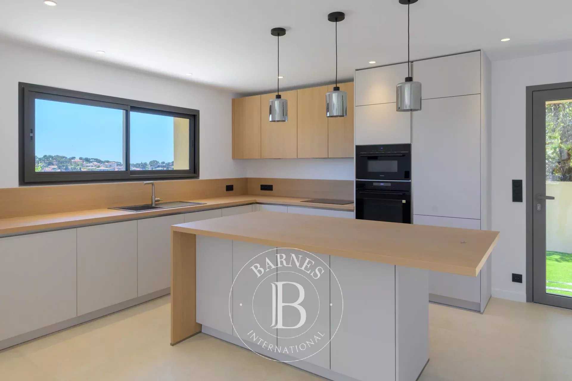 Appartement Sanary-sur-Mer  -  ref 85860519 (picture 3)