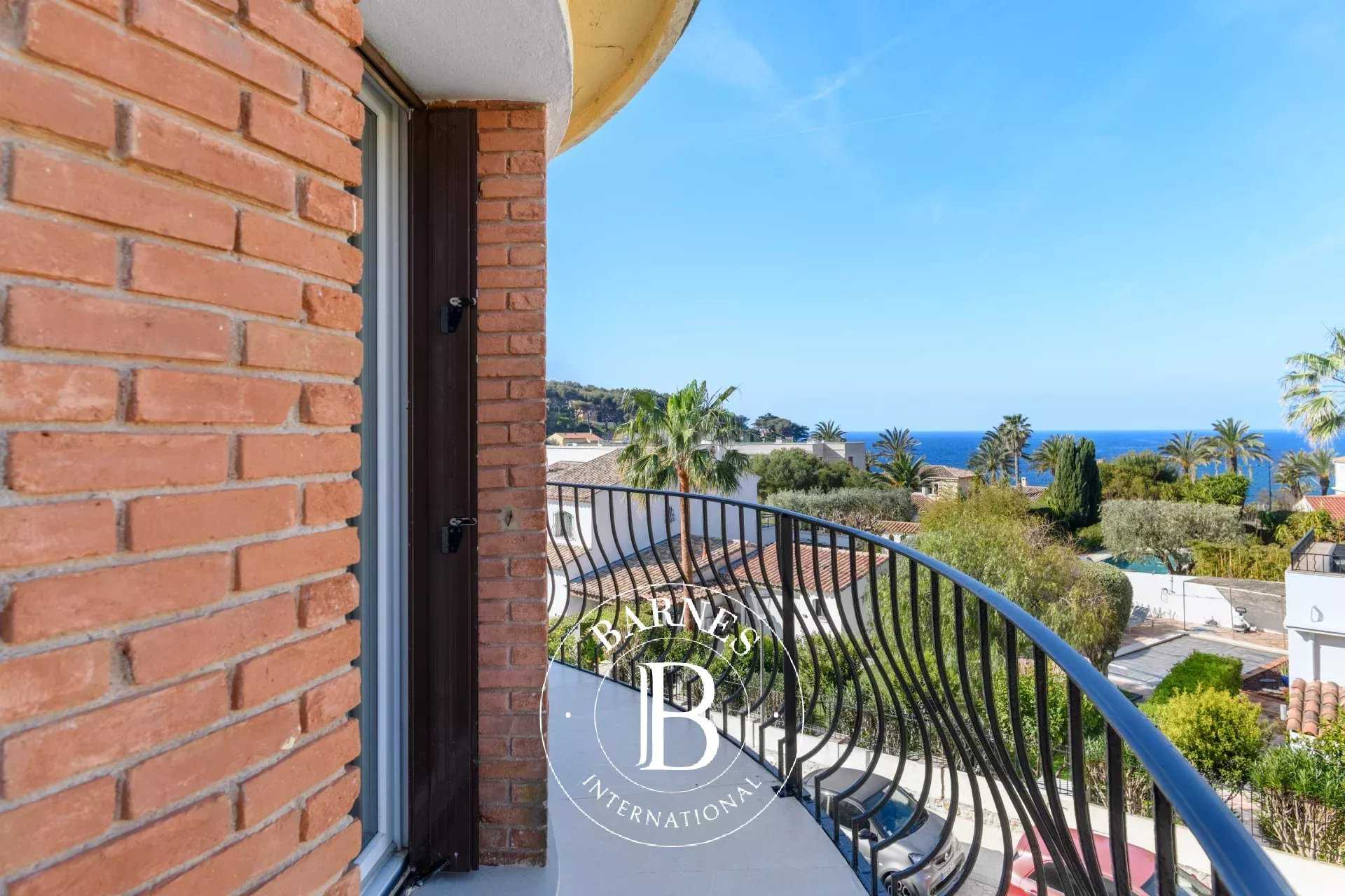 Apartment Sanary-sur-Mer  -  ref 86868559 (picture 2)