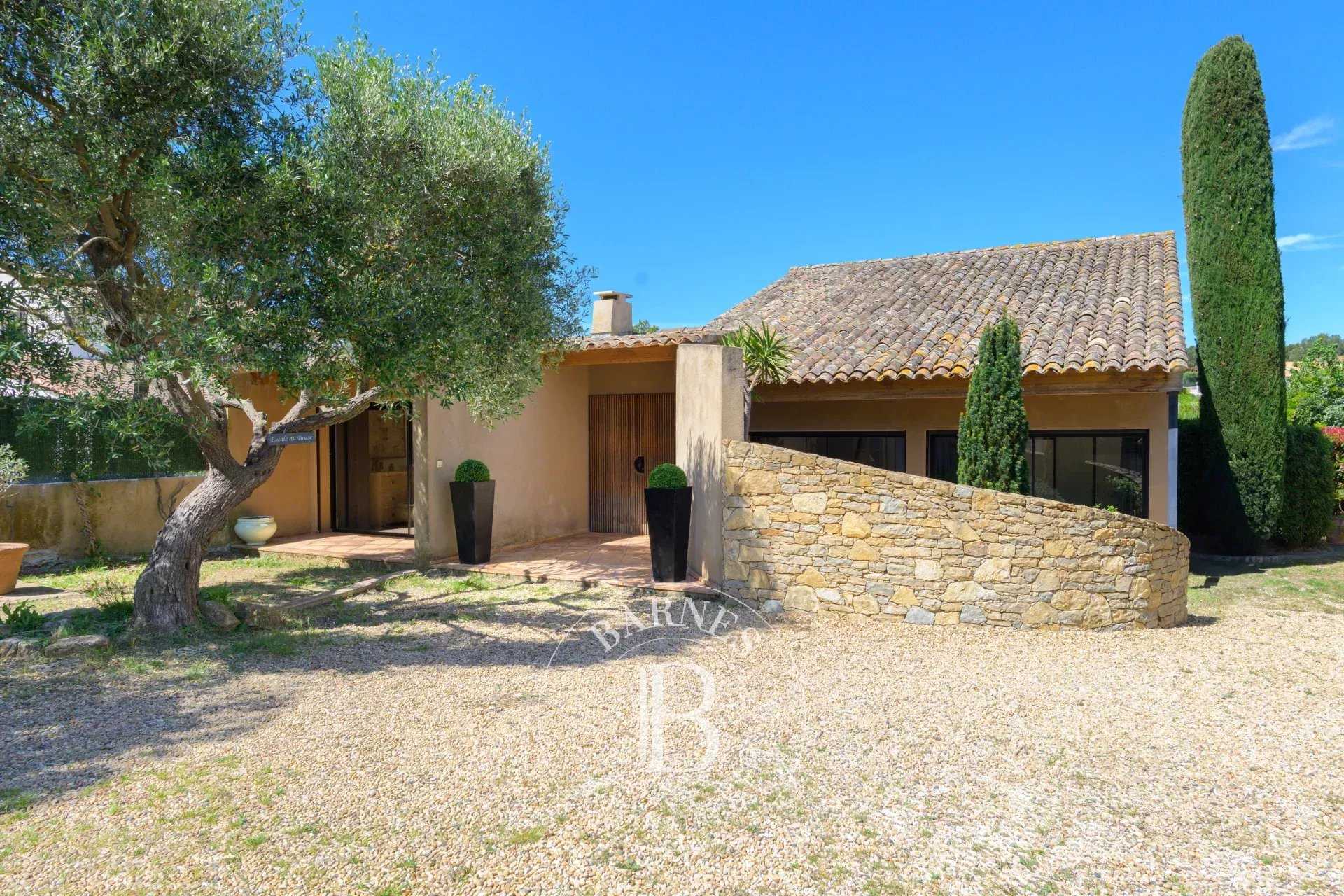 Villa Six-Fours-les-Plages  -  ref 85914671 (picture 2)